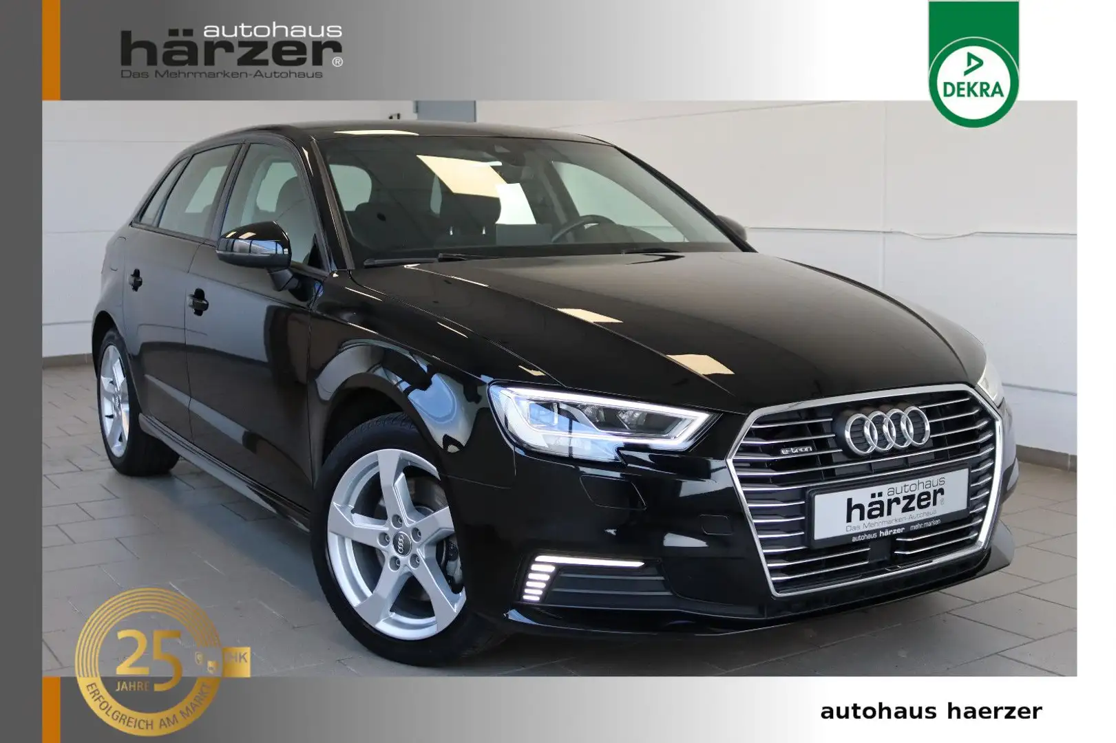 Audi A3 Sportback 40 e-tron sport S-Tronic *LED*NAV* Zwart - 1