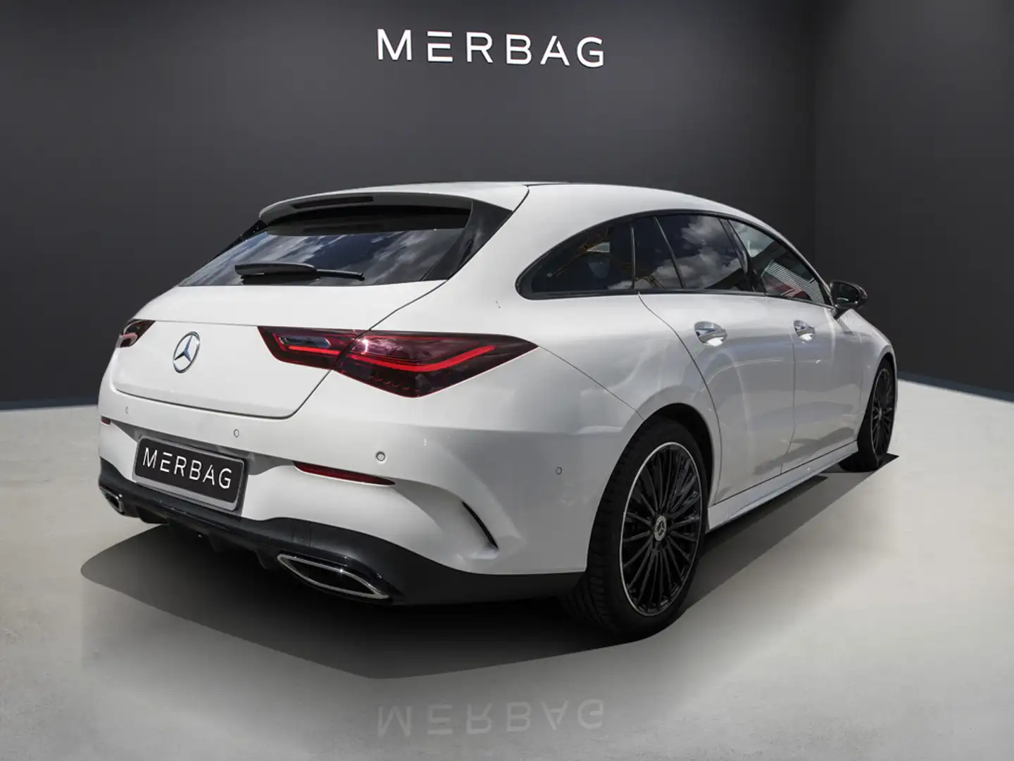 Mercedes-Benz CLA 200 SB AMG-LINE ADVANCED PLUS PANORAMA NIGHT Weiß - 2