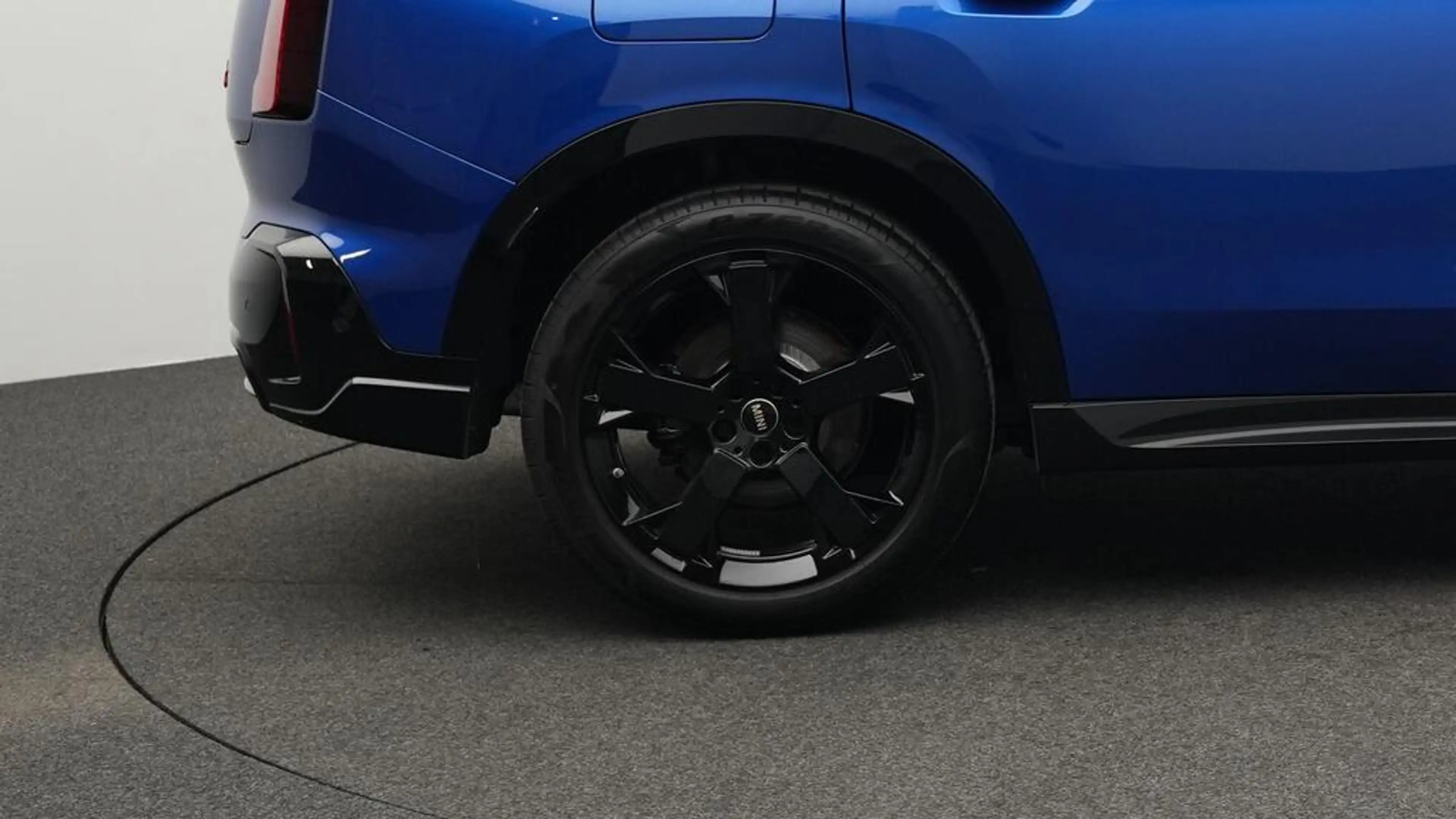 MINI Countryman S All4 John Cooper Works Trim — photo 10