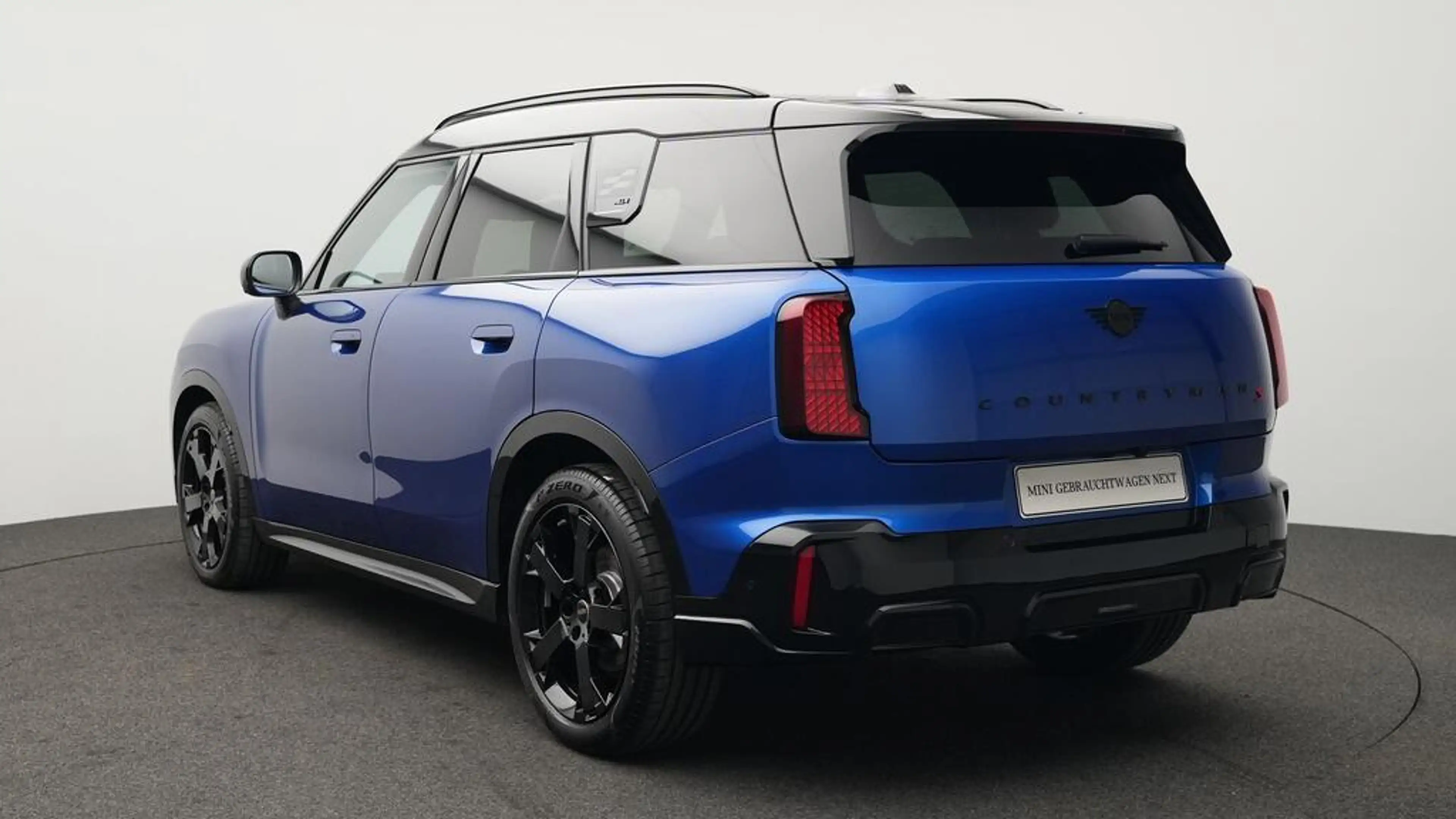 MINI Countryman S All4 John Cooper Works Trim — photo 7