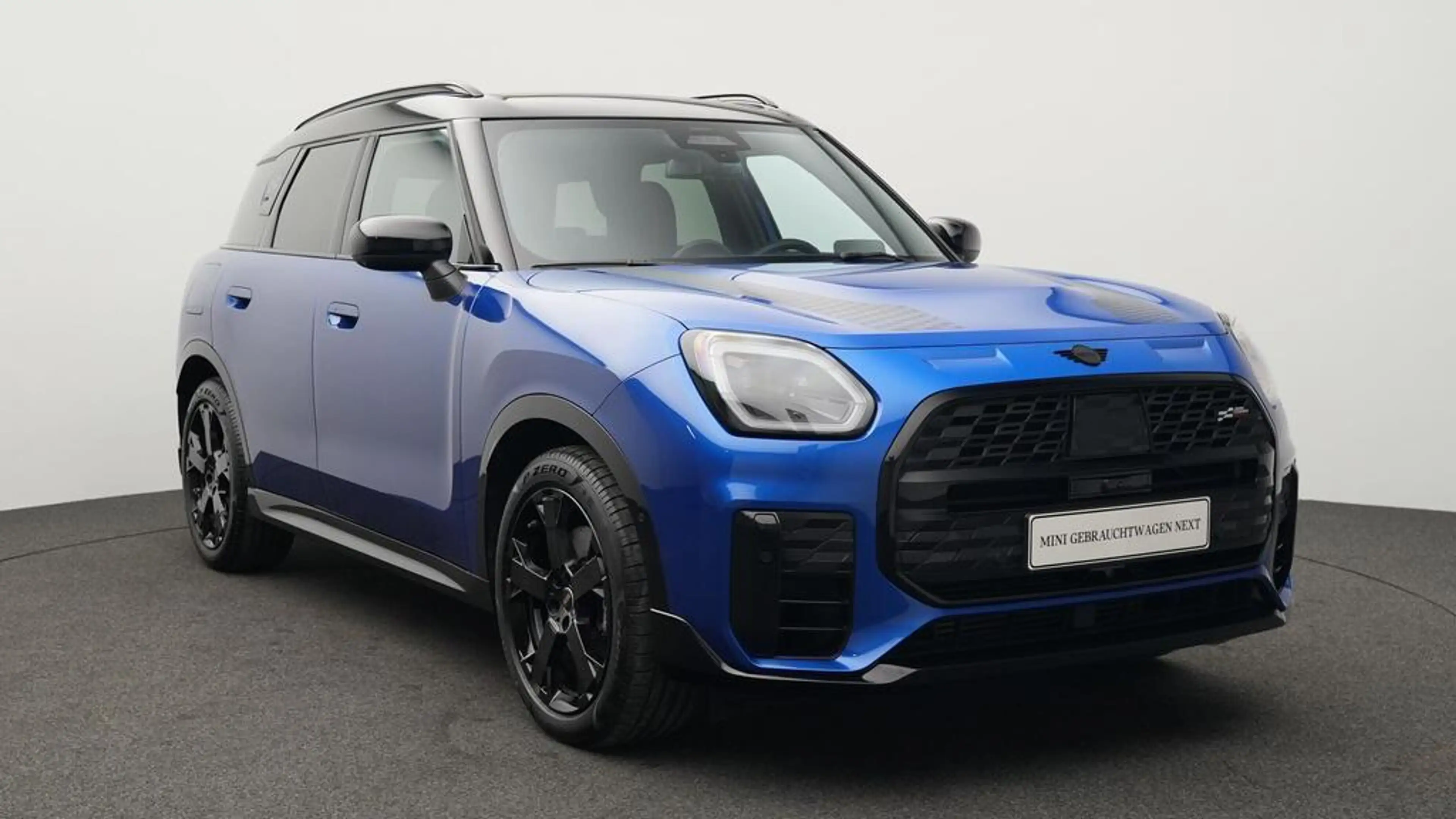 MINI Countryman S All4 John Cooper Works Trim — photo 15