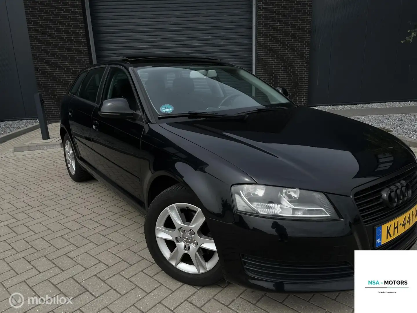 Audi A3 Sportback 1.6 Attraction Business Edition|PANO|CRU Zwart - 2