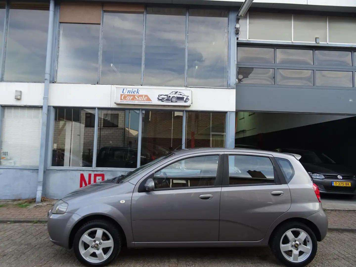 Chevrolet Kalos 1.4-16V Class Grijs - 2