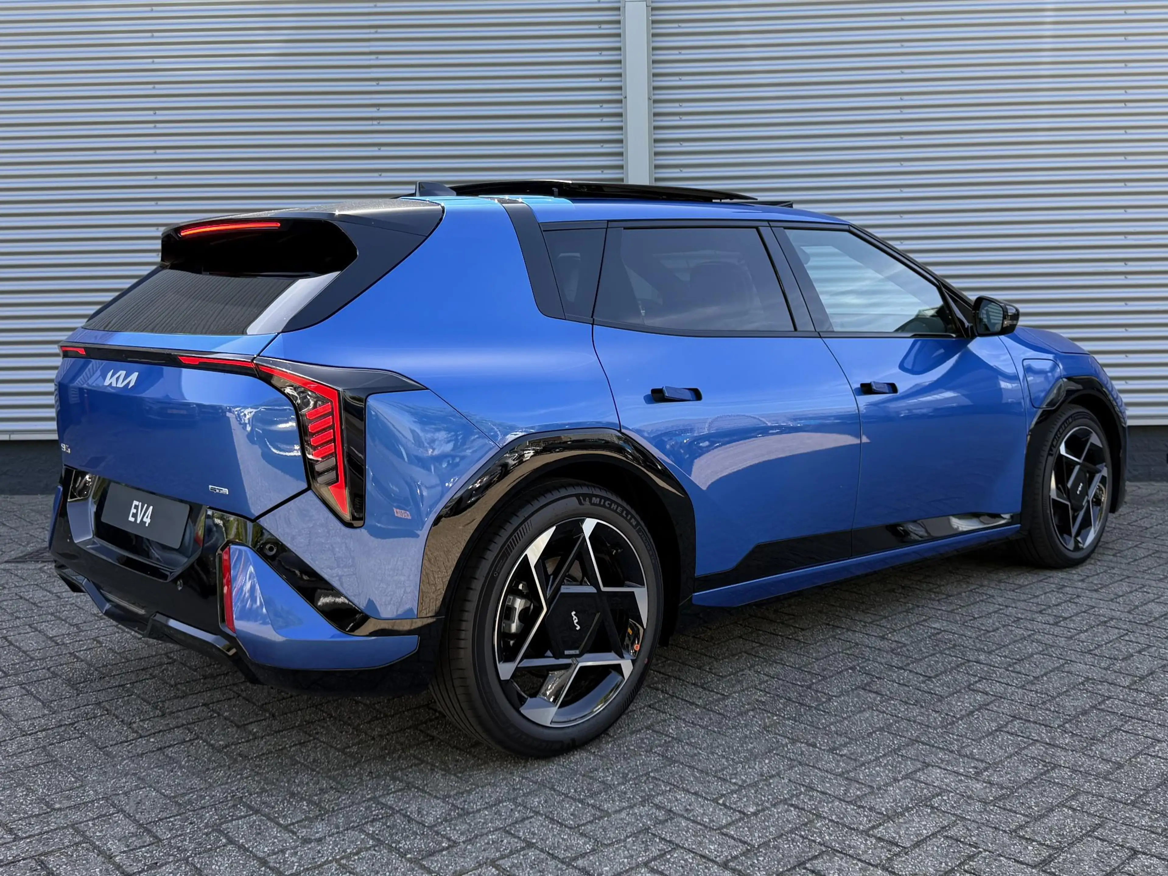 Kia EV4 GT-Line 81.4 kWh | Schuif/Kanteldak | Harman/Kardo — photo 6