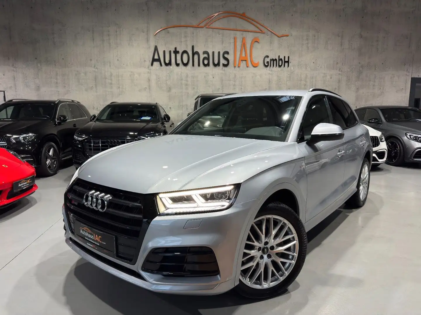 Audi Q5 40 TDI/quattro/S-Line/LED/AHK/PDC/Volldigital Argent - 1