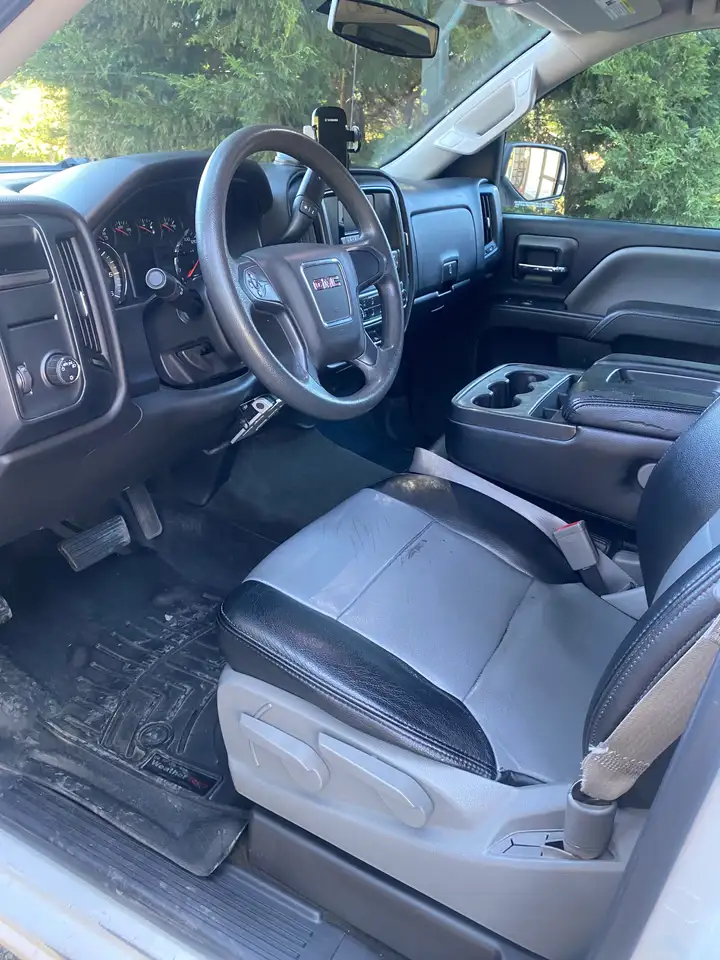 GMC Sierra 1500 photo GMC Sierra 1500
