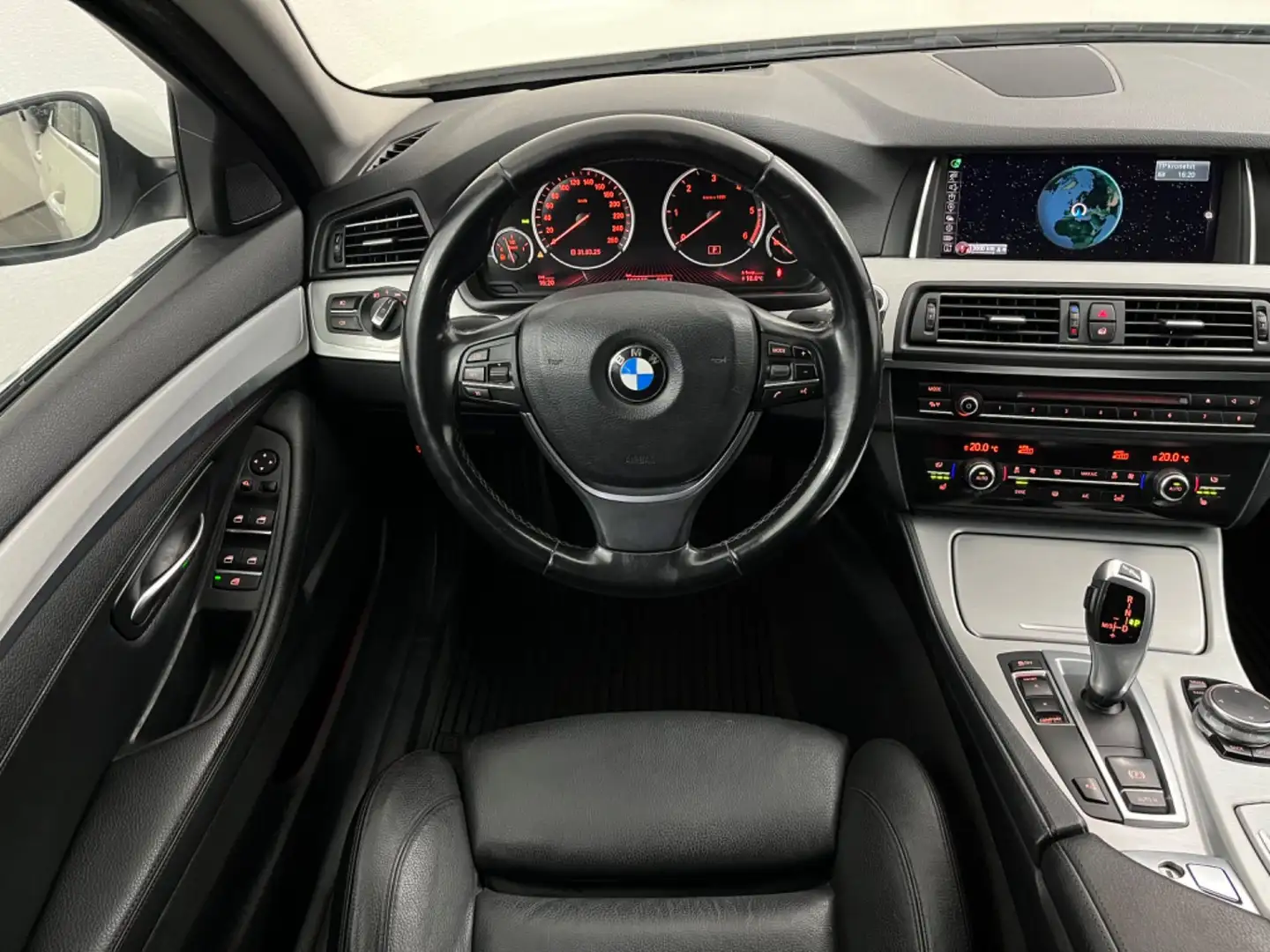 BMW 520 d Touring Aut. ***NaviPro | Hifi | Sportsitze*** Weiß - 2