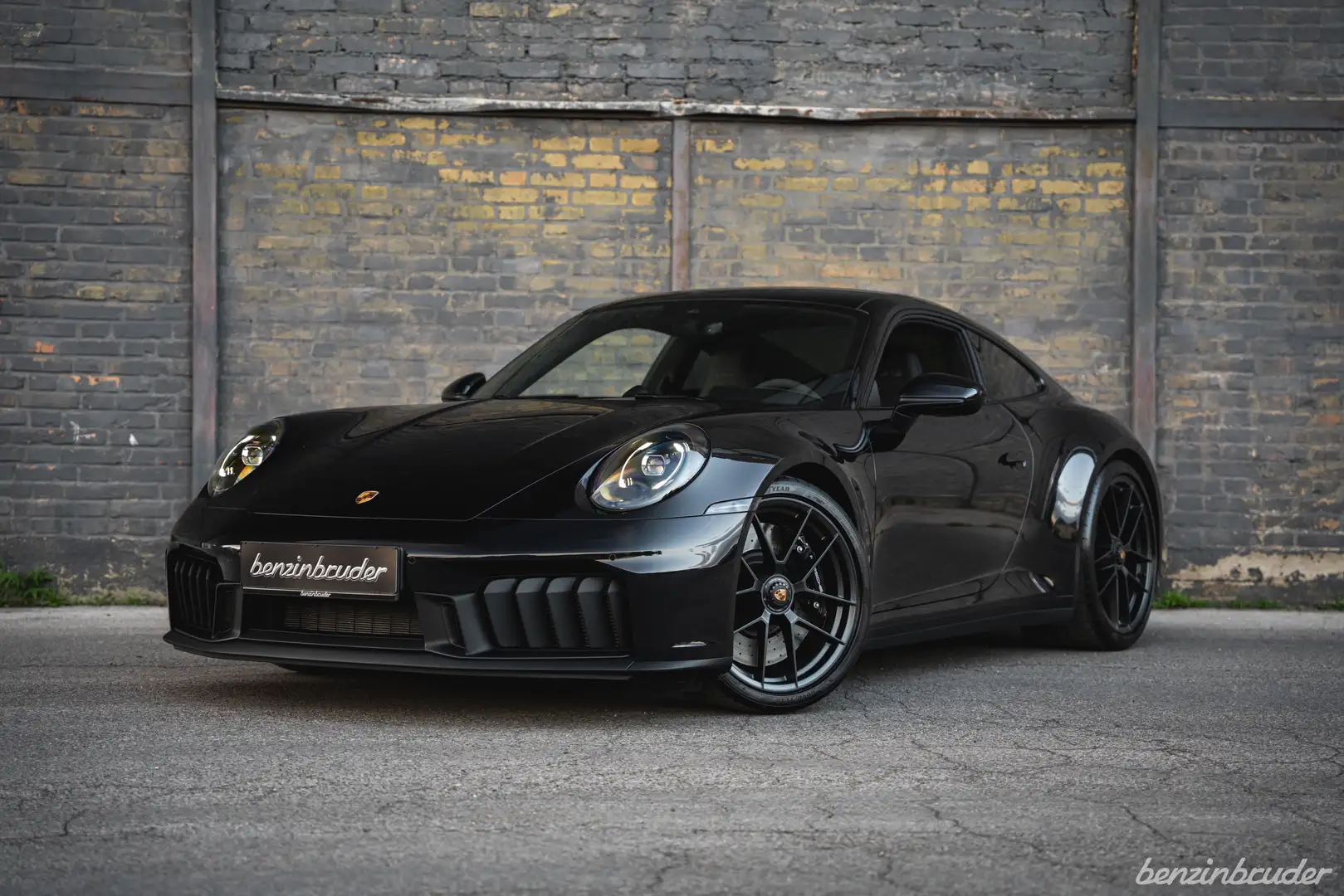 Porsche 992 992.2 Carrera GTS 3.6 T-Hybrid *ALL BLACK*MWST* Schwarz - 1