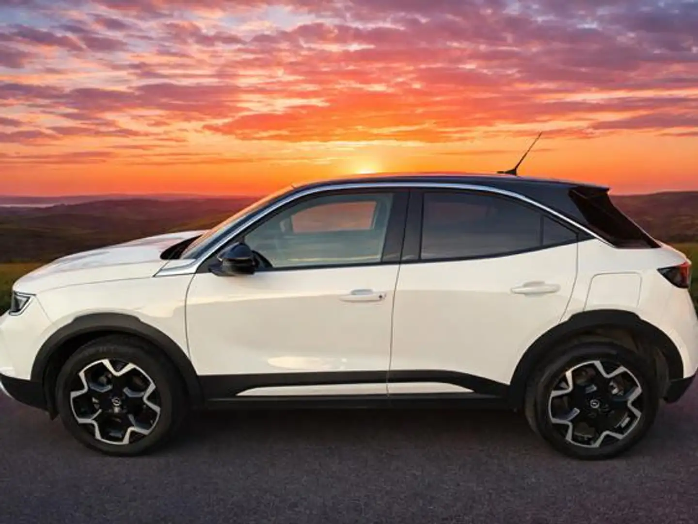 Opel Mokka Mokka 1,2 Direct Injection Turbo Ultimate Aut. Ultimate Weiß - 1