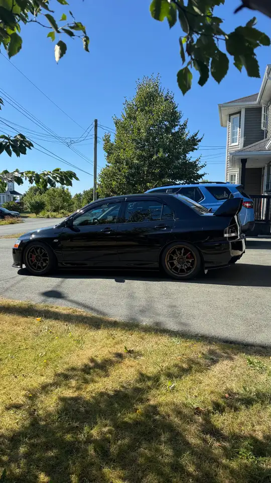 Mitsubishi Lancer снимка Mitsubishi Lancer
