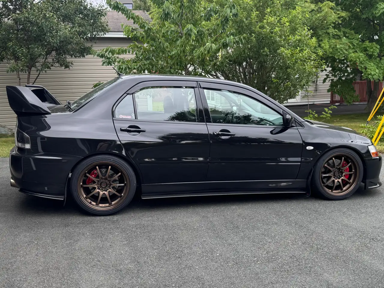 Mitsubishi Lancer снимка Mitsubishi Lancer