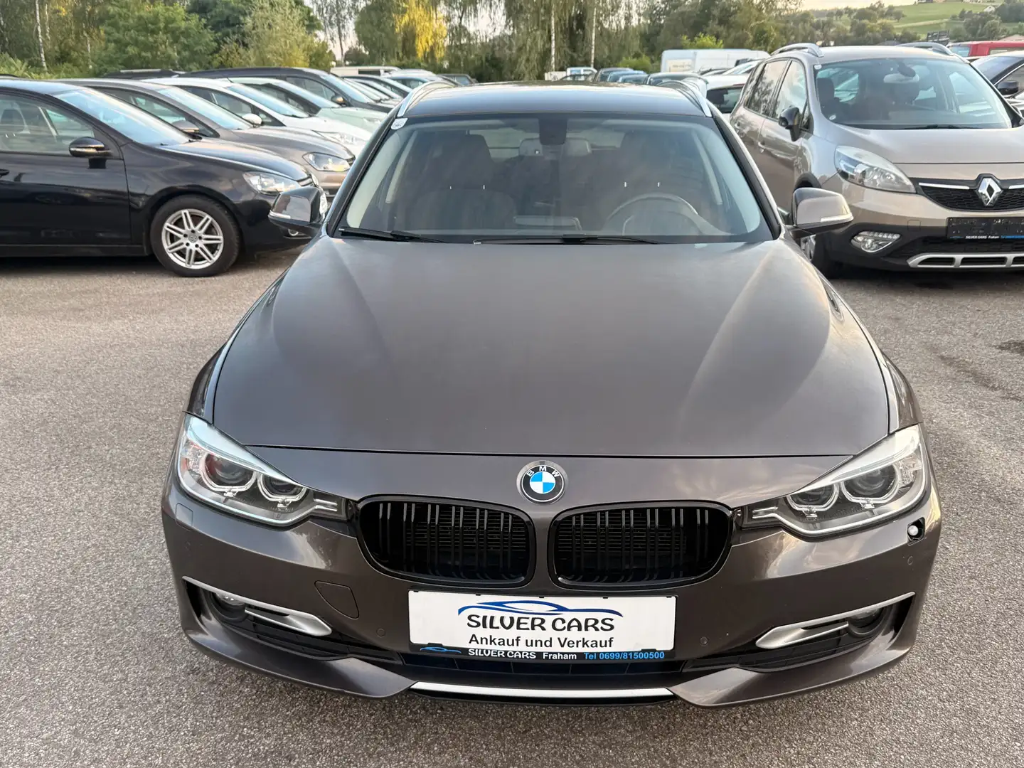 BMW 320 Braun - 2
