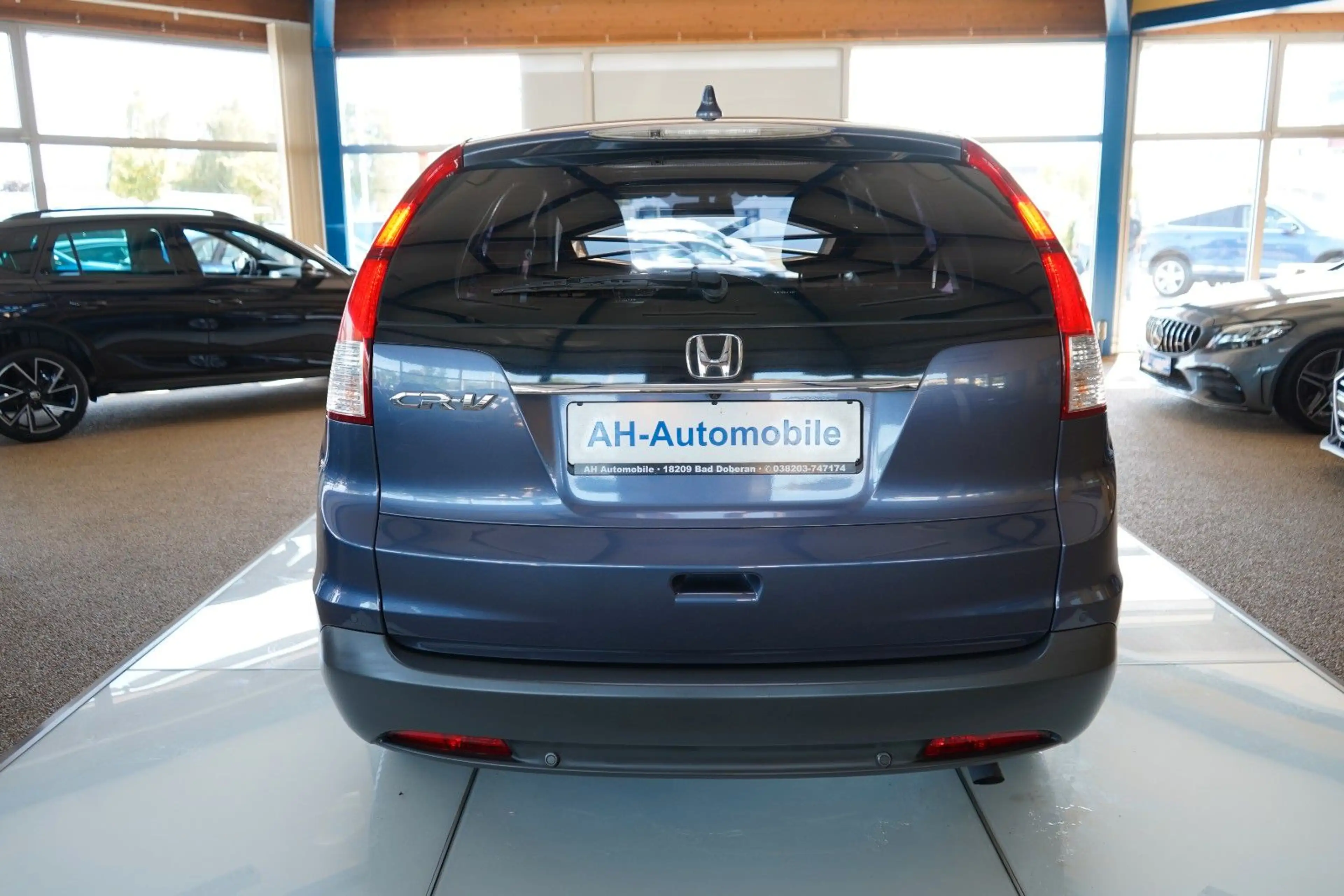 Honda CR-V Elegance 4WD AUTOMATIK / R-KAMERA — photo 6