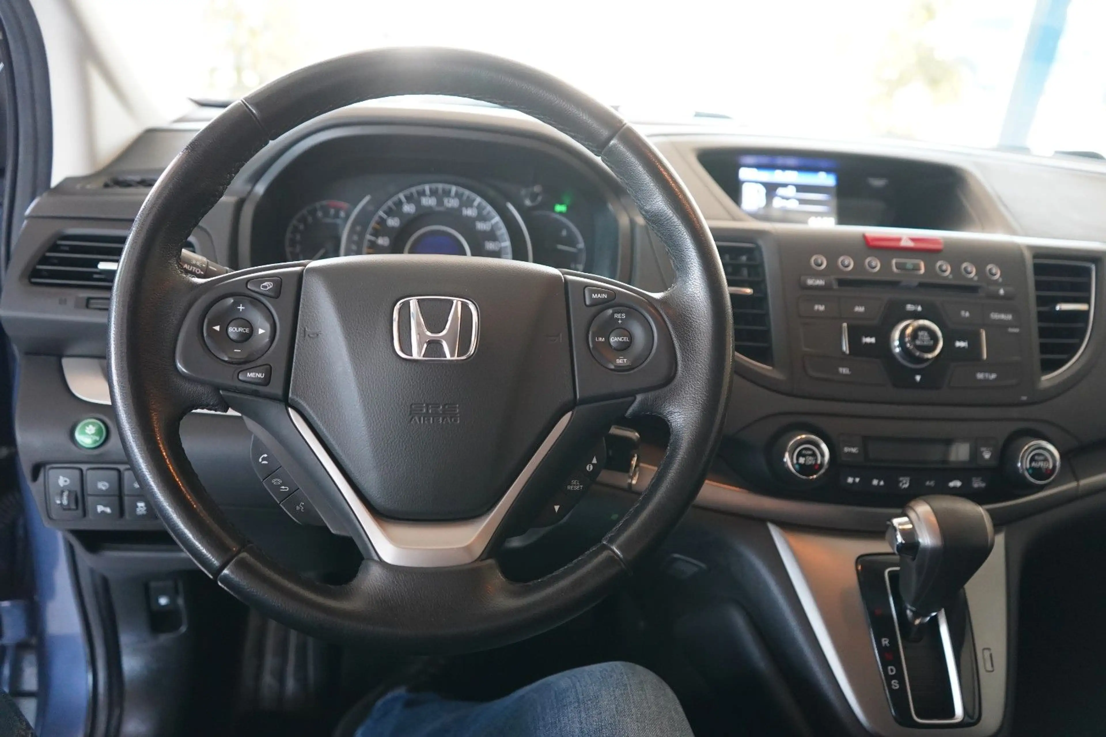 Honda CR-V Elegance 4WD AUTOMATIK / R-KAMERA — photo 12