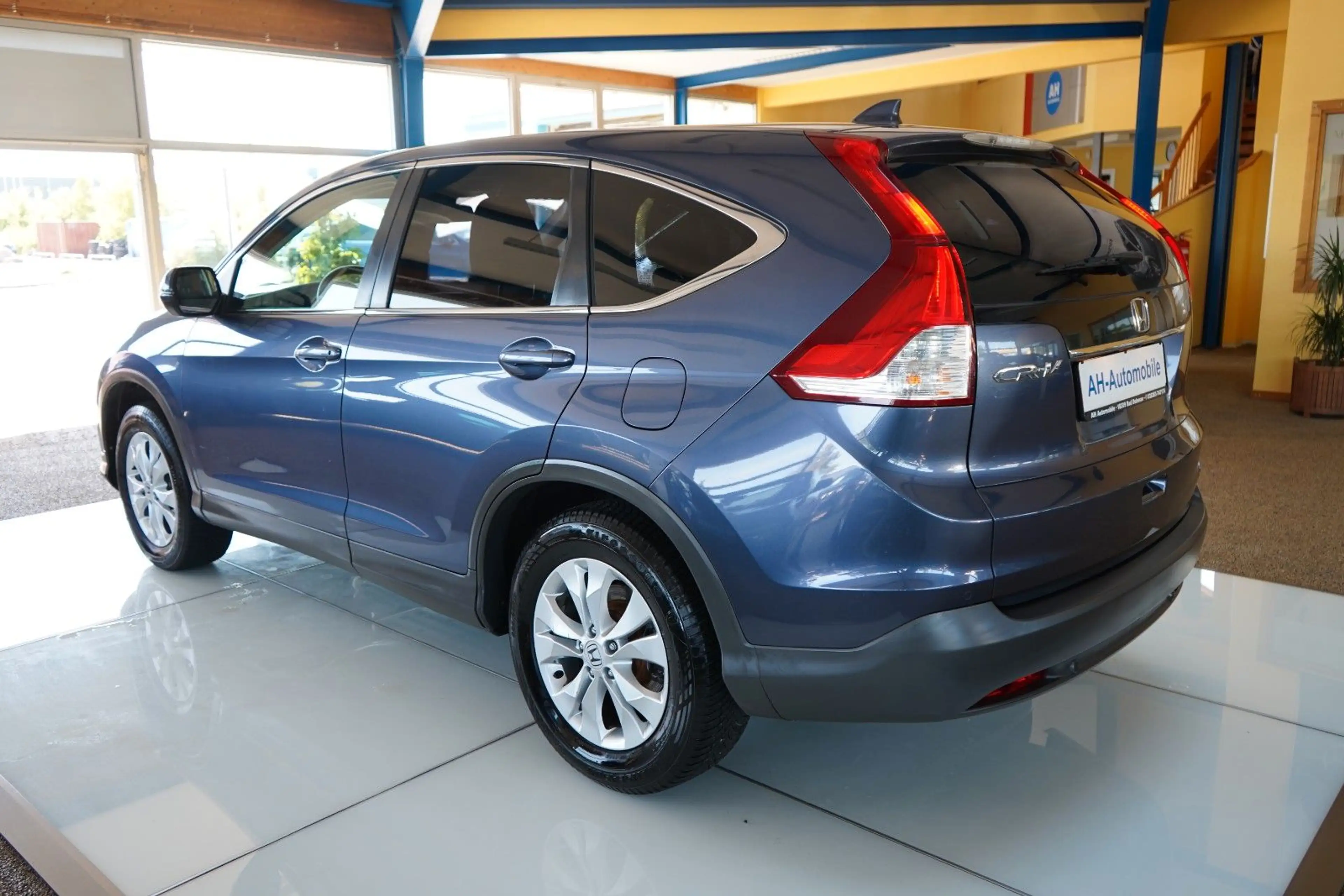 Honda CR-V Elegance 4WD AUTOMATIK / R-KAMERA — photo 3