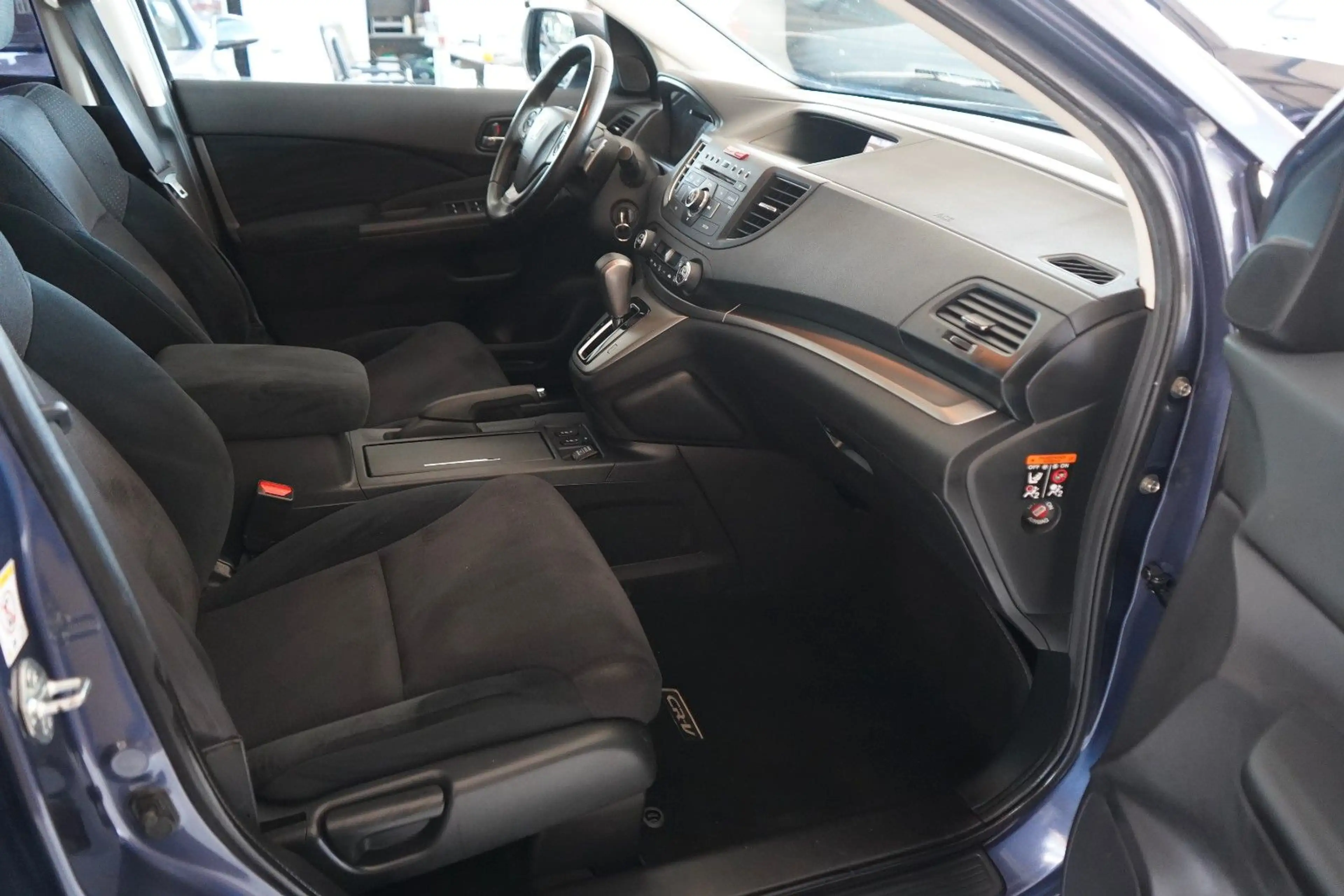Honda CR-V Elegance 4WD AUTOMATIK / R-KAMERA — photo 8