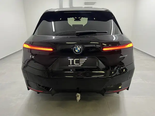 BMW Ix view 7