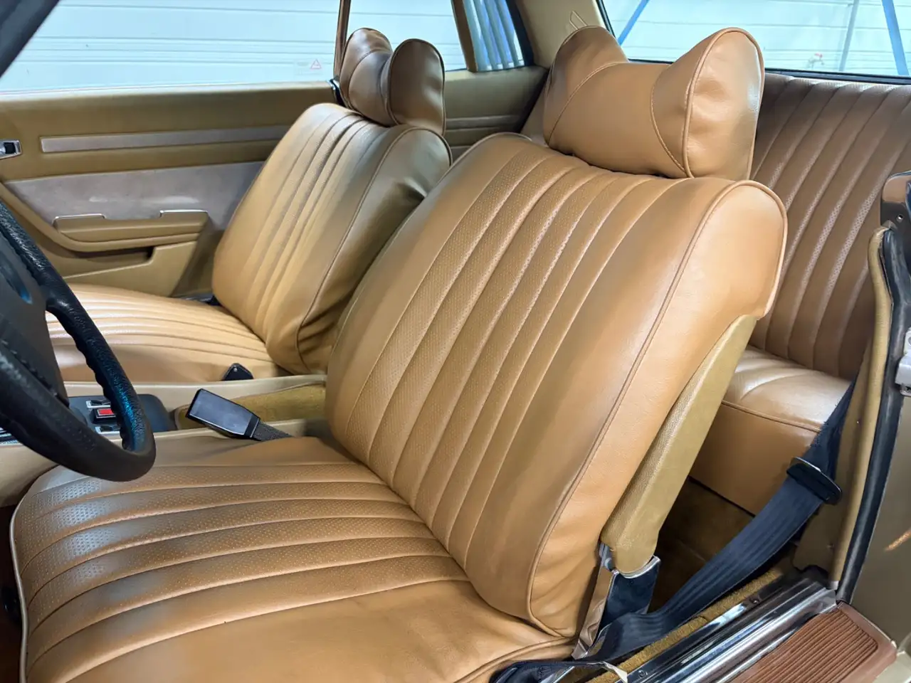 Mercedes-Benz 350 SLC, foto 4