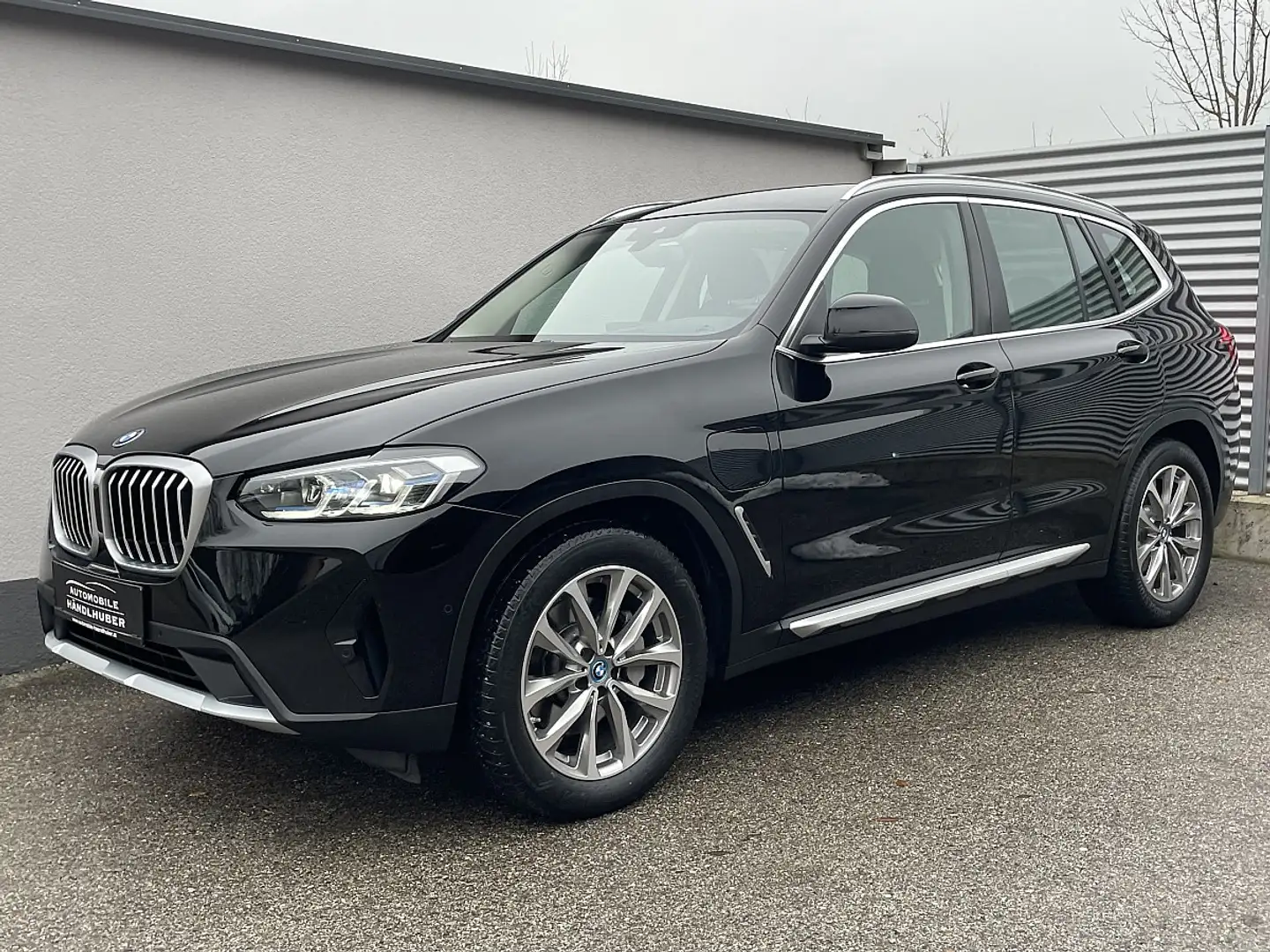 BMW X3 xDrive30e PHEV Aut. LEDER/LASER/AHK/ALARM/HIFI/... Schwarz - 1