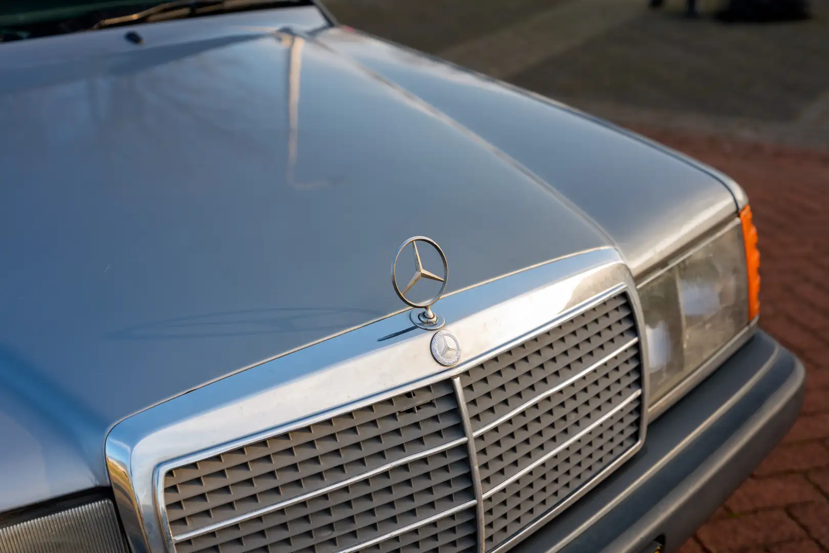 Mercedes-Benz 190 190 E Basic Gris - 2