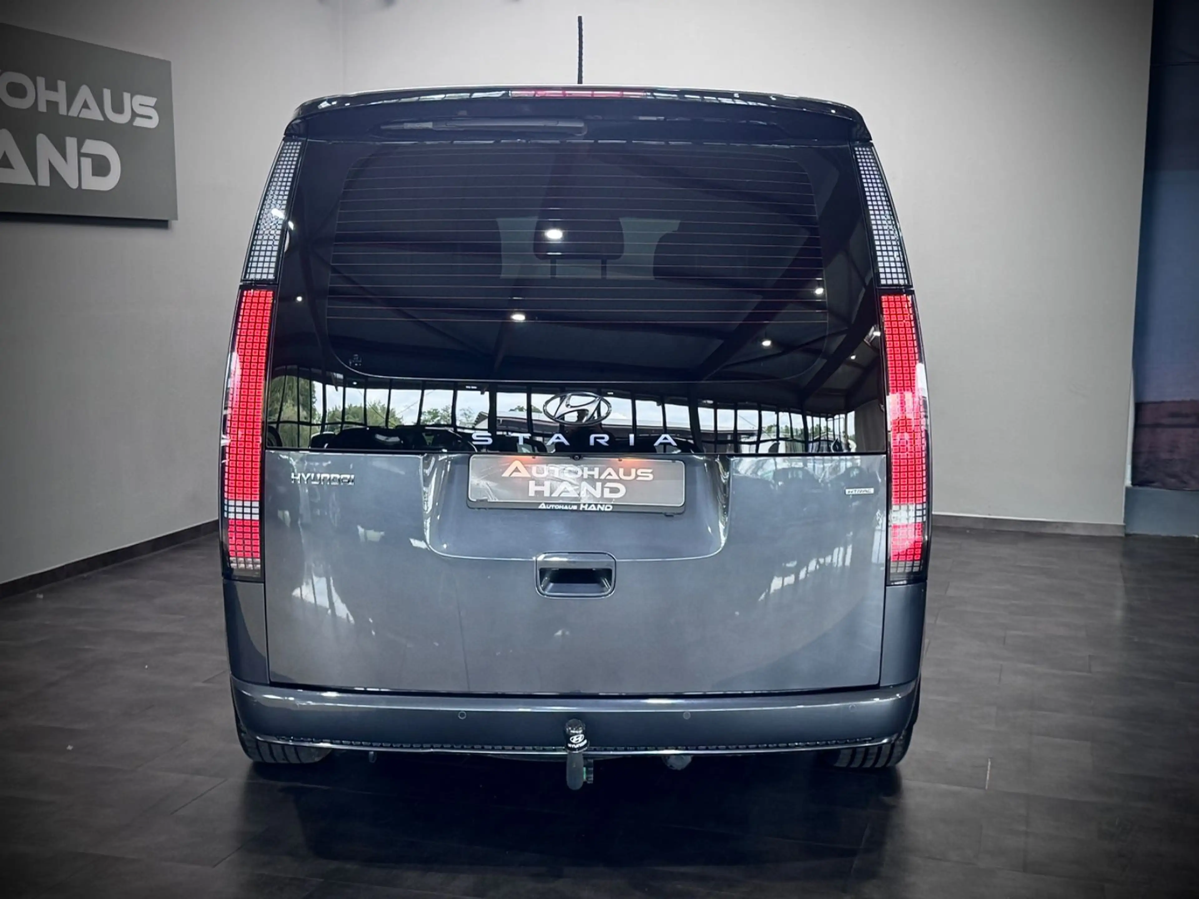 Hyundai STARIA *2.2*SIGNATURE*4WD*BOSE*360*RELAX*LED*2.Hd — photo 6