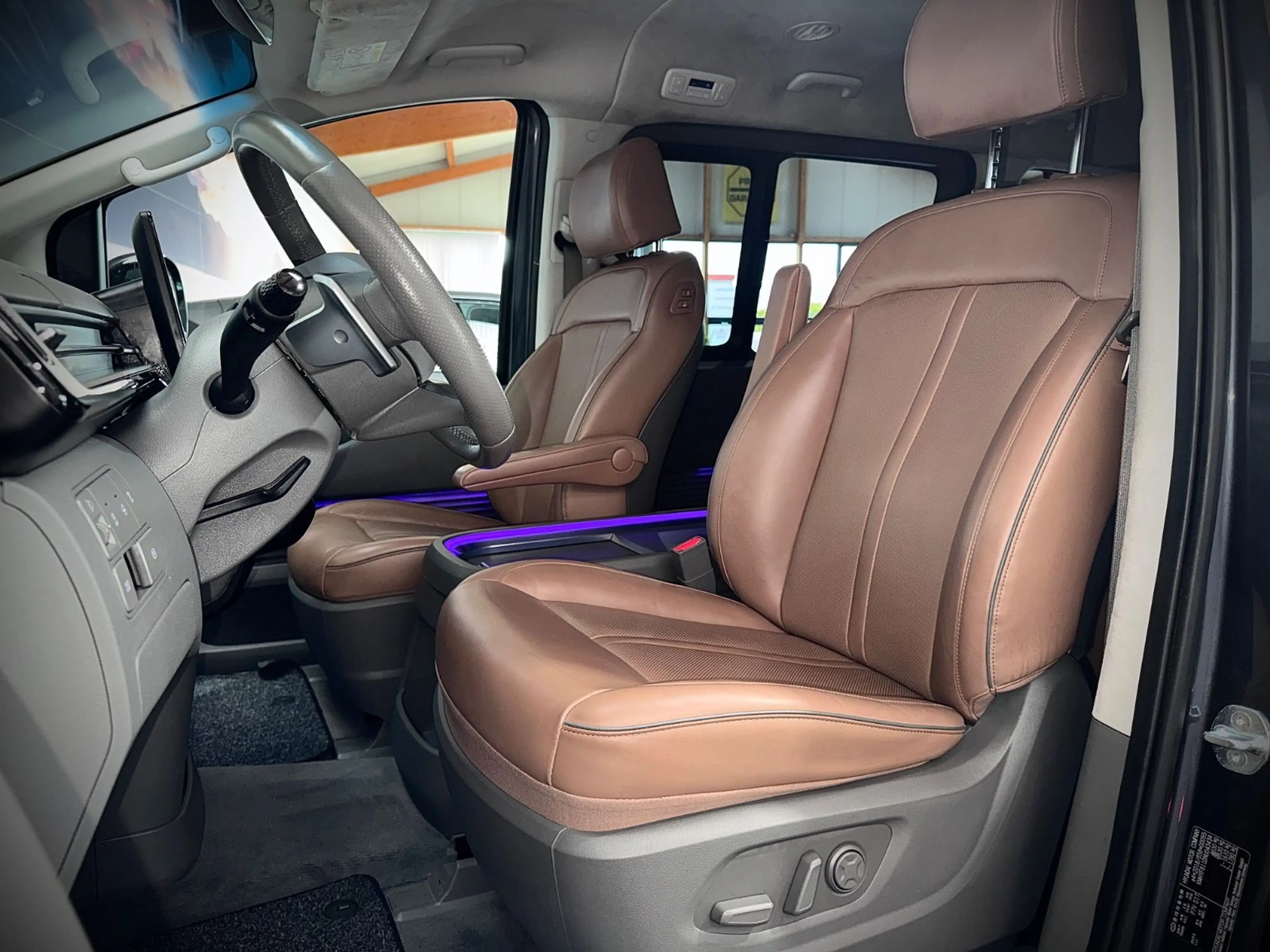 Hyundai STARIA *2.2*SIGNATURE*4WD*BOSE*360*RELAX*LED*2.Hd — photo 11