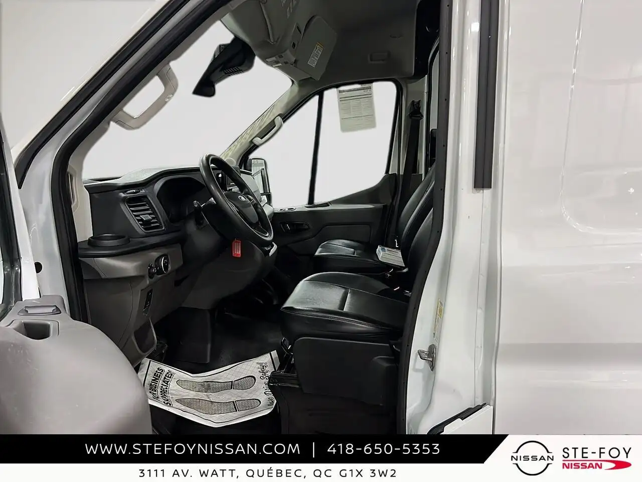 Ford Transit Cargo Van снимка Ford Transit Cargo Van