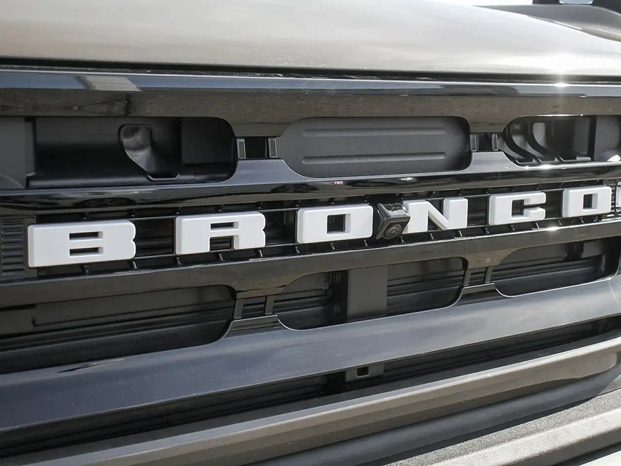 Ford Bronco снимка Ford Bronco