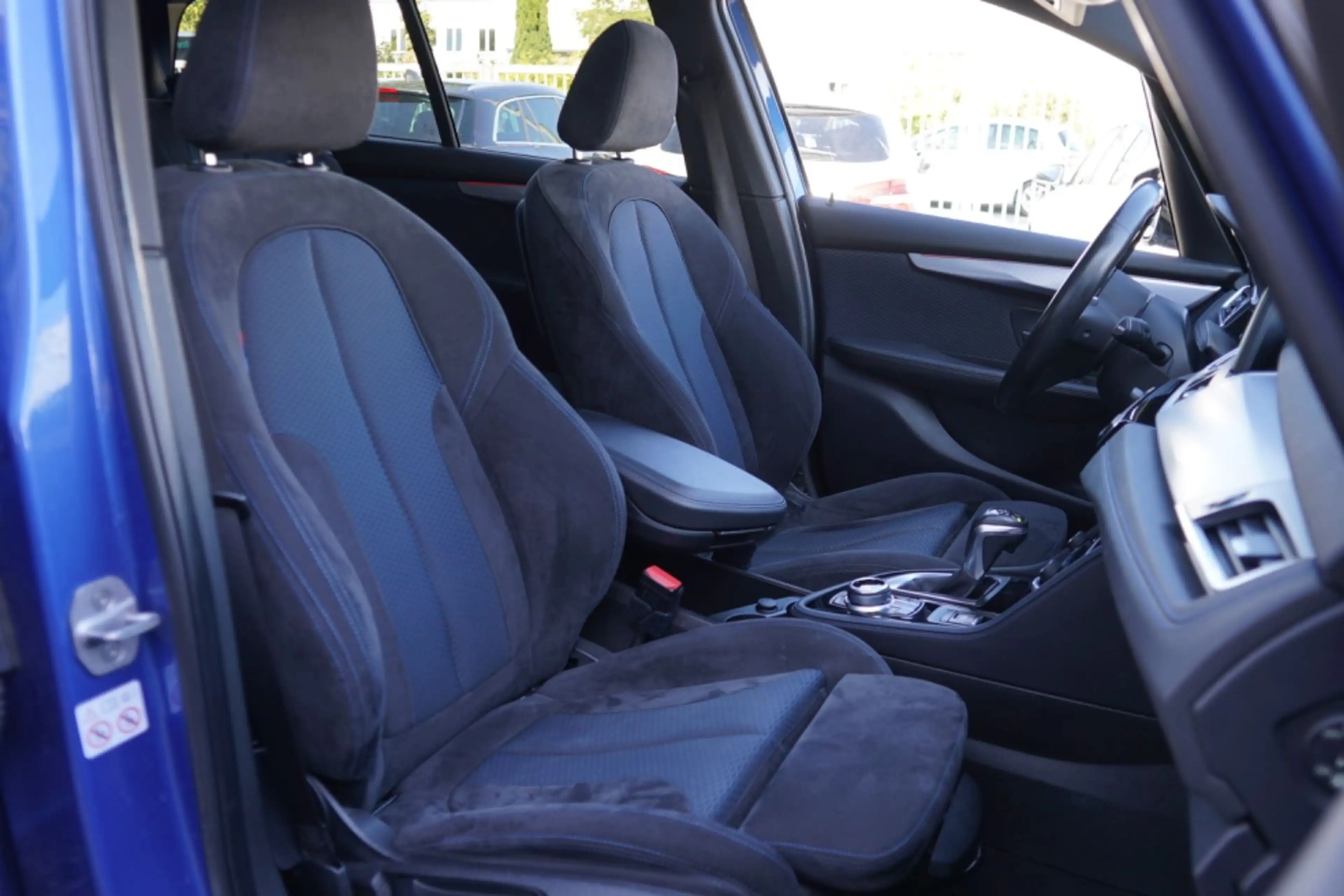 BMW 218 d Gran Tourer M Sport Alcantara Kamera 7-Sitz — photo 6