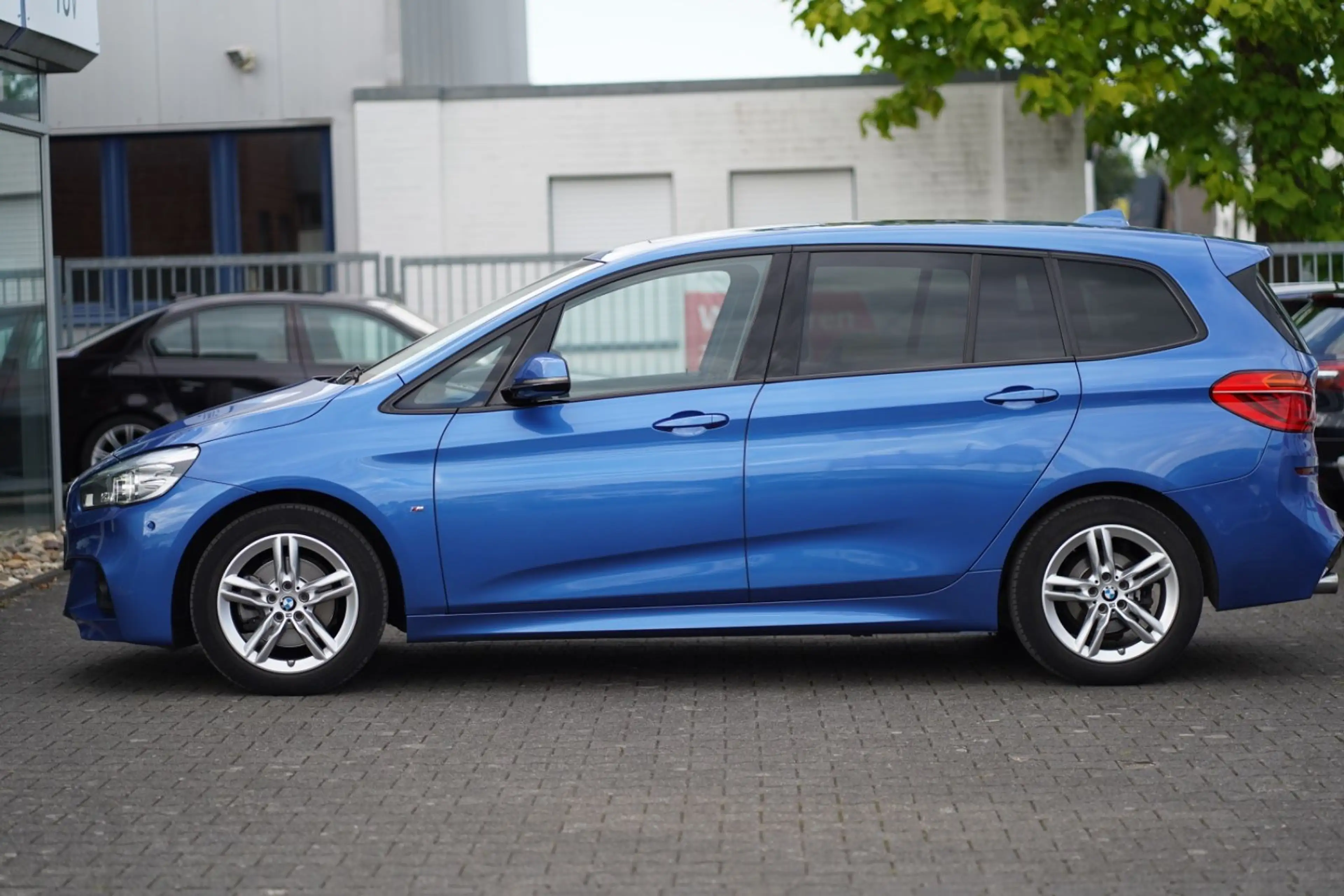BMW 218 d Gran Tourer M Sport Alcantara Kamera 7-Sitz — photo 2