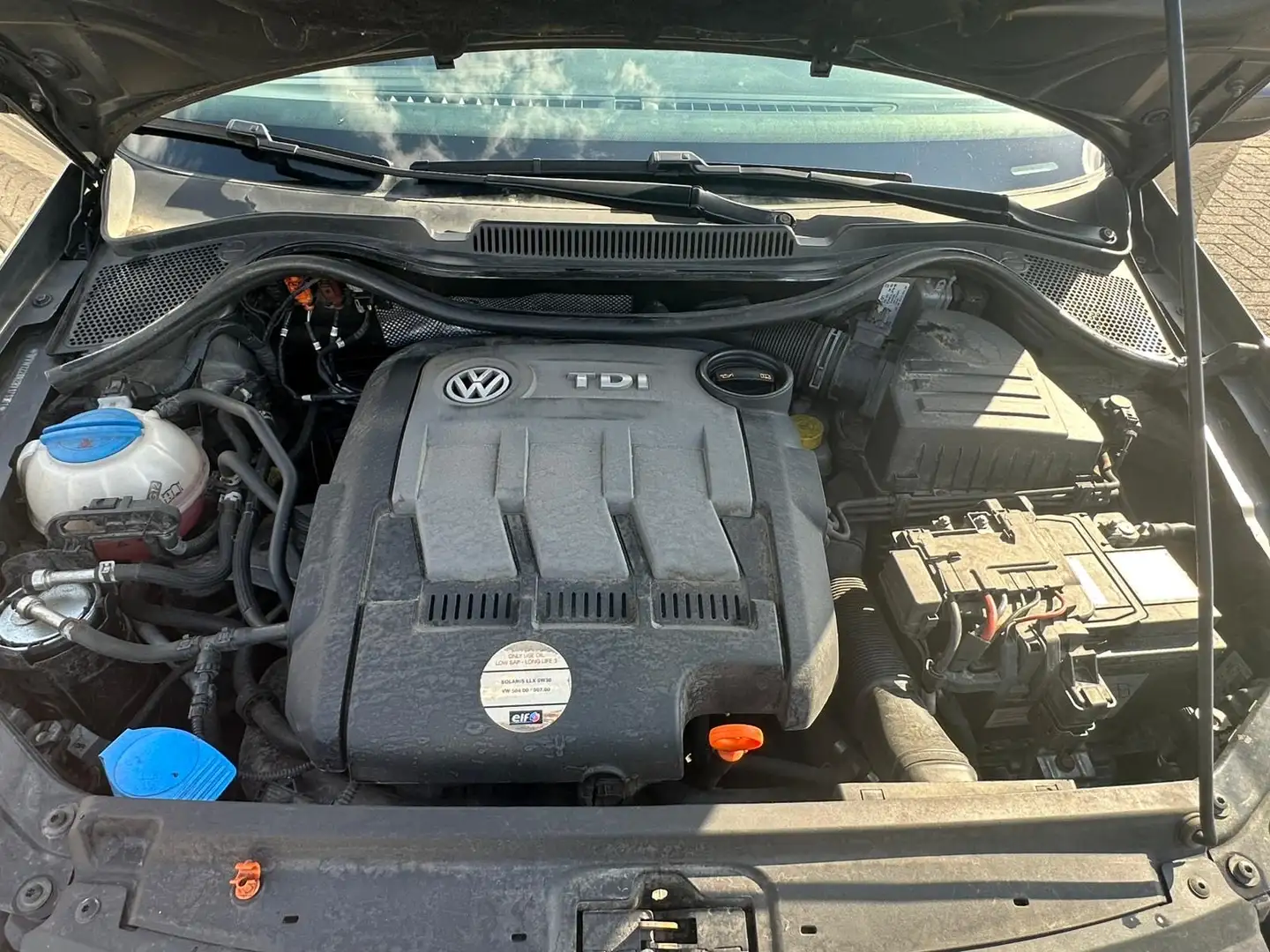 Volkswagen Polo 1.2 TDI Gris - 2