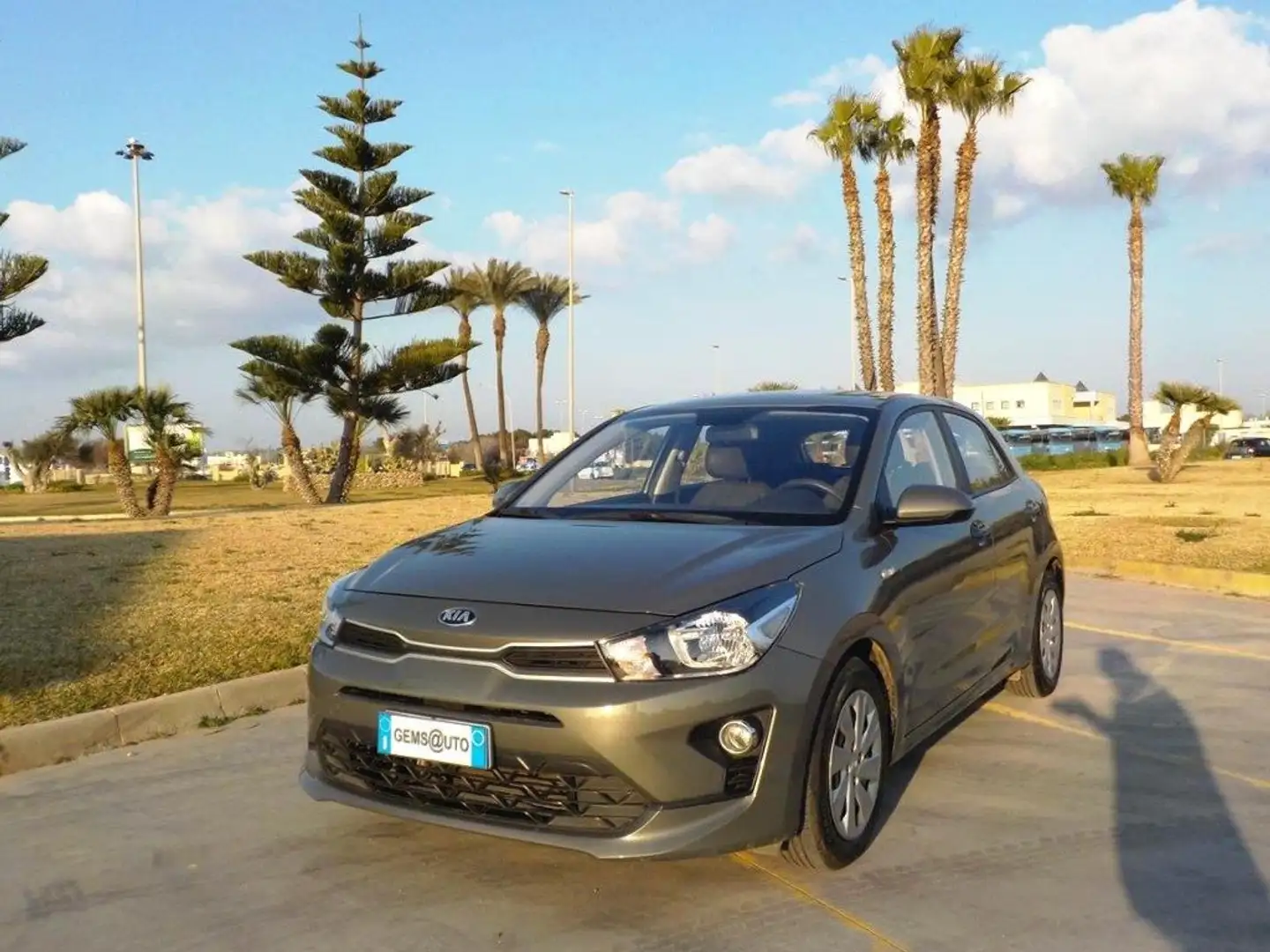 Kia Rio 1.2 DPi 82 CV EcoGPL Urban Grijs - 2
