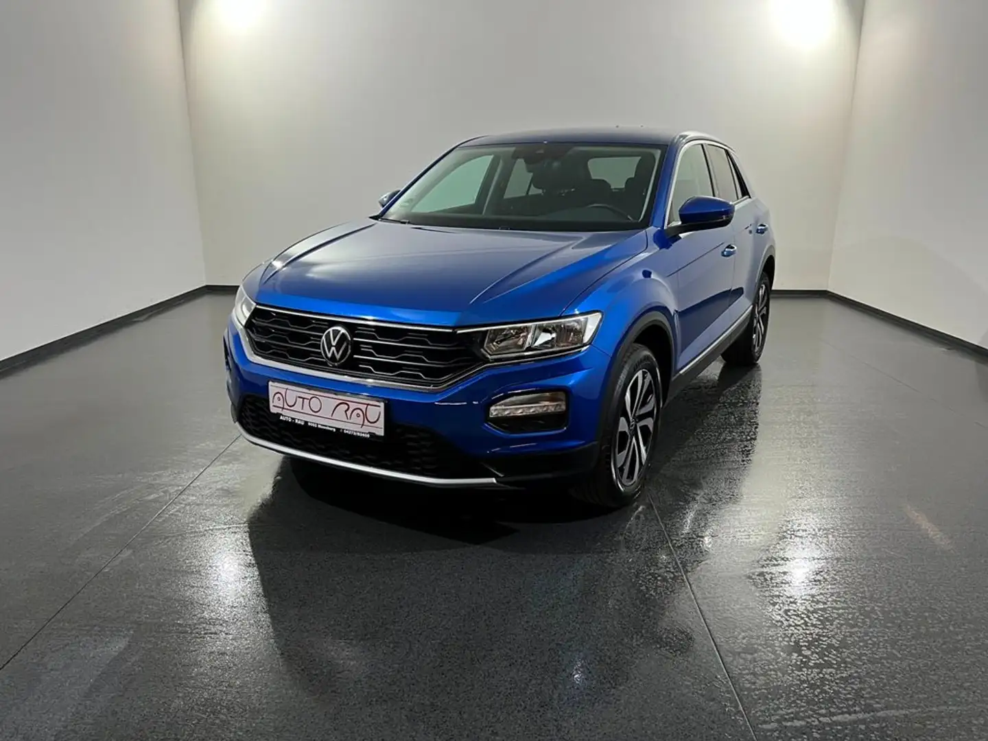 Volkswagen T-Roc 2.0 TDI SCR Active *NAVI*PDC*SHZ* Blau - 2