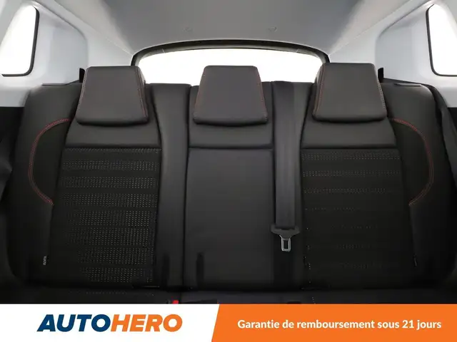 Peugeot 2008 view 15