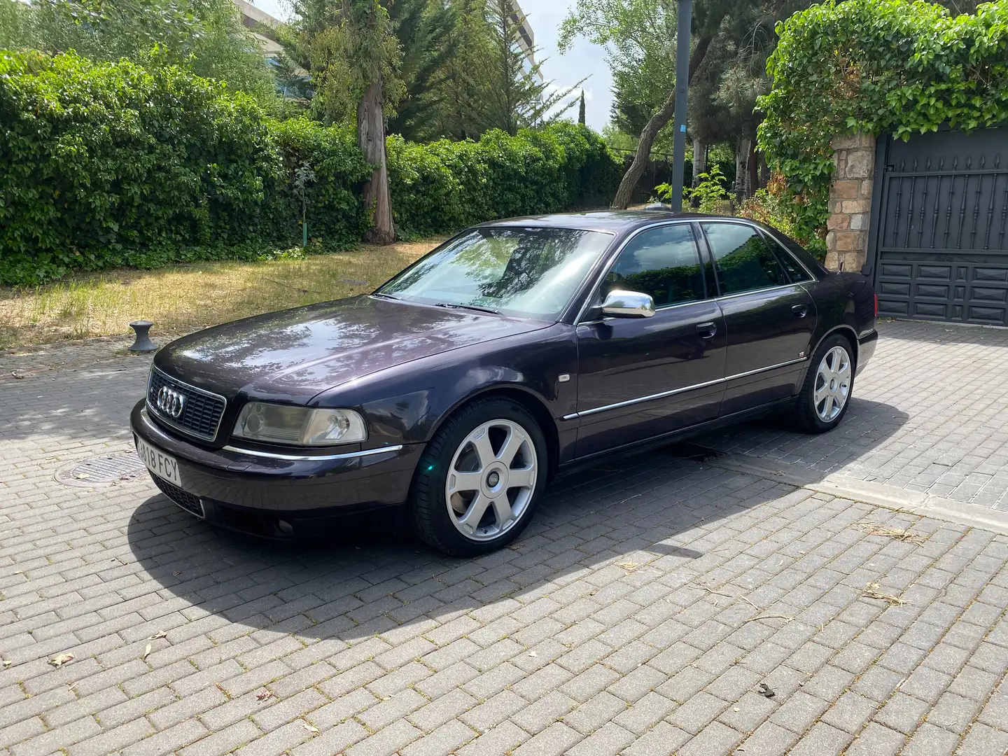 Audi S8 S8 4.2 quattro Tiptronic 360 Burdeos - 1