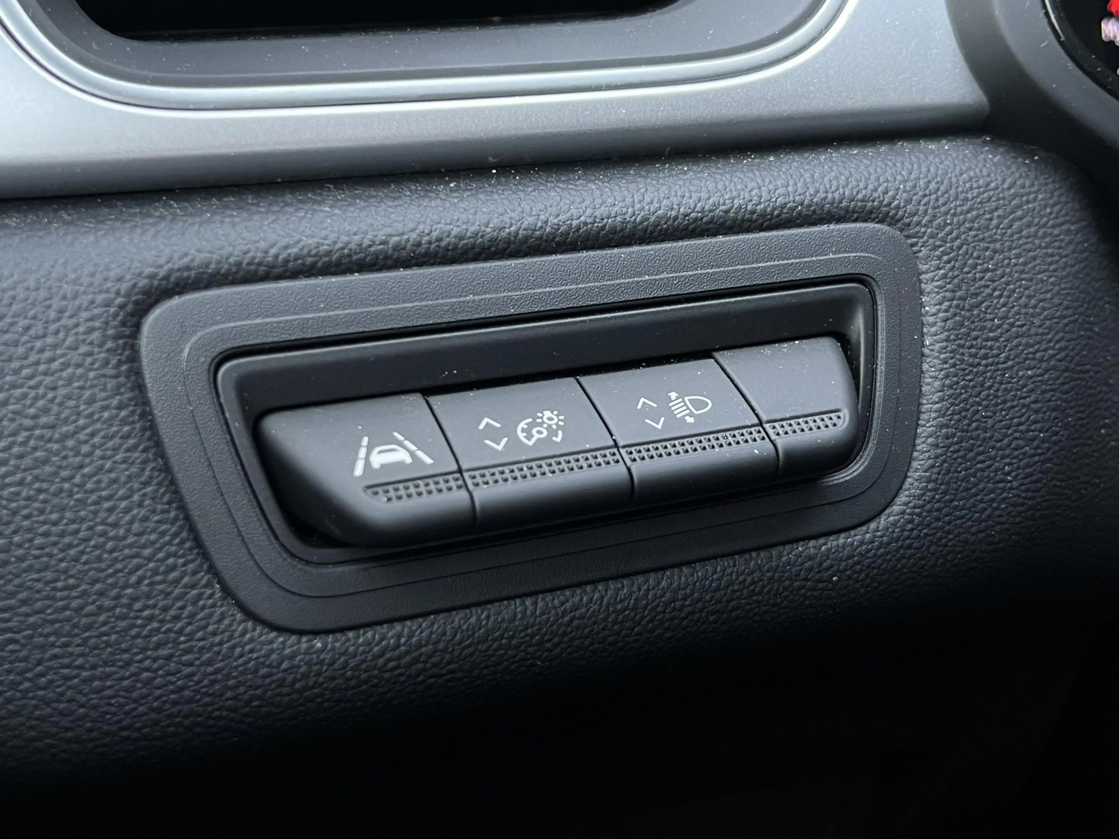 Renault Captur 1.6 E-Tech full hybrid 145 techno | Volledig Deale — photo 35