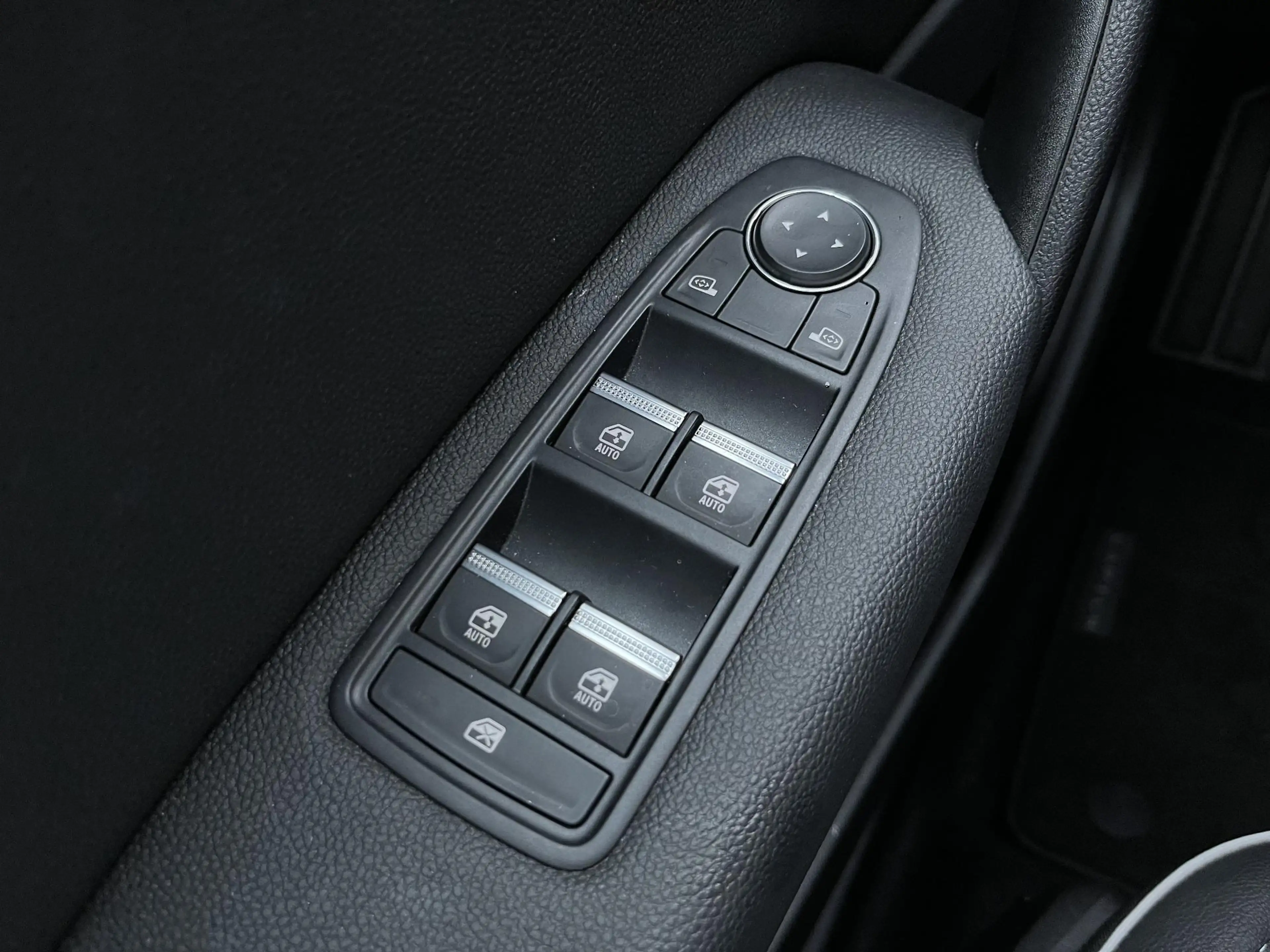 Renault Captur 1.6 E-Tech full hybrid 145 techno | Volledig Deale — photo 23