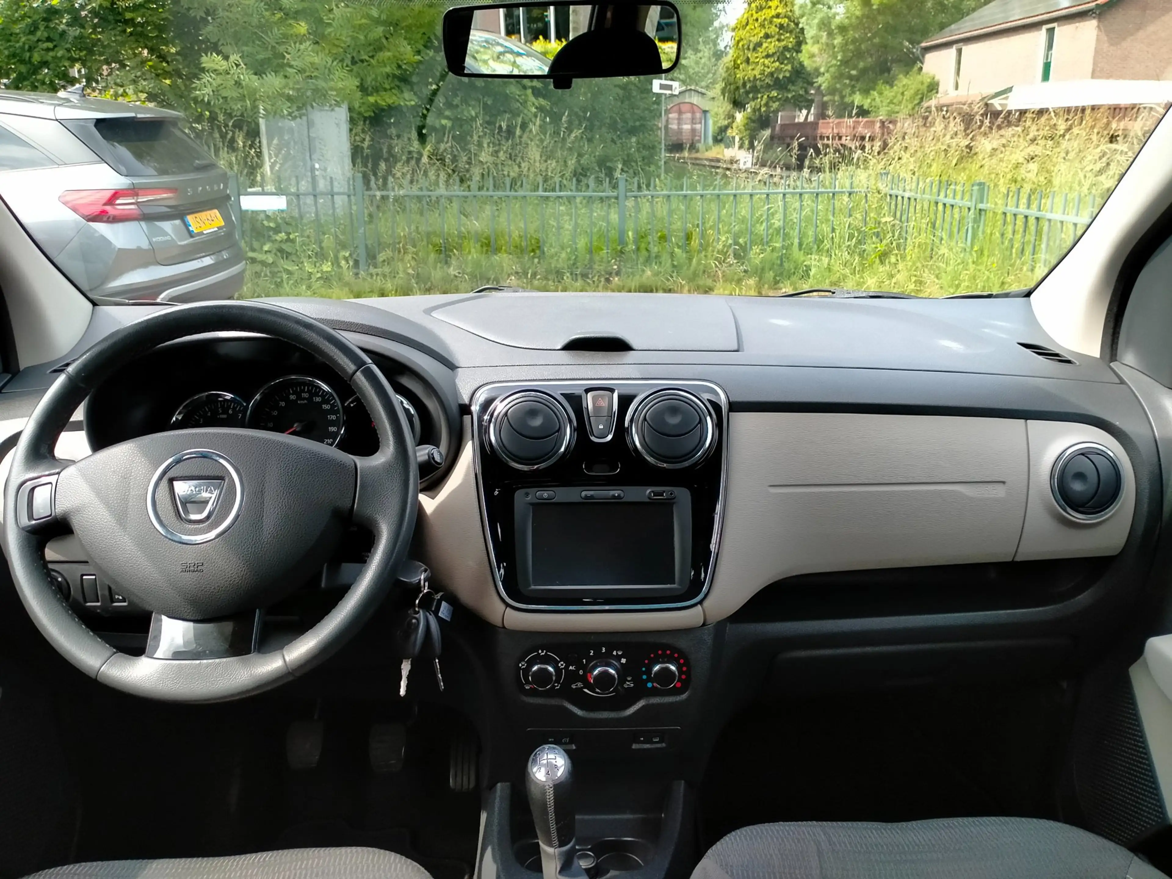 Dacia Lodgy 1.2 TCe Prestige 5p. navi trekhaak recent ketting — photo 10