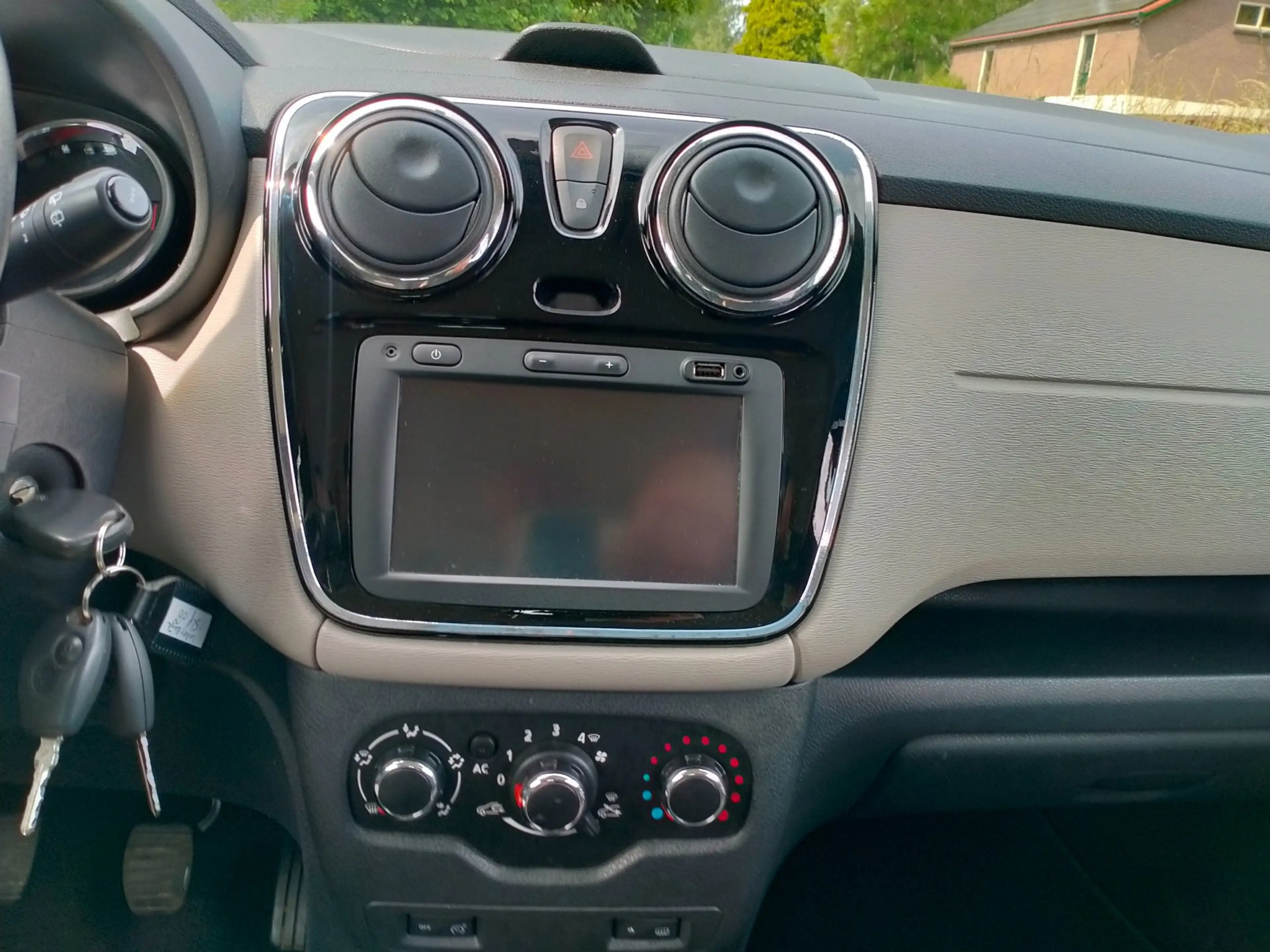Dacia Lodgy 1.2 TCe Prestige 5p. navi trekhaak recent ketting — photo 15