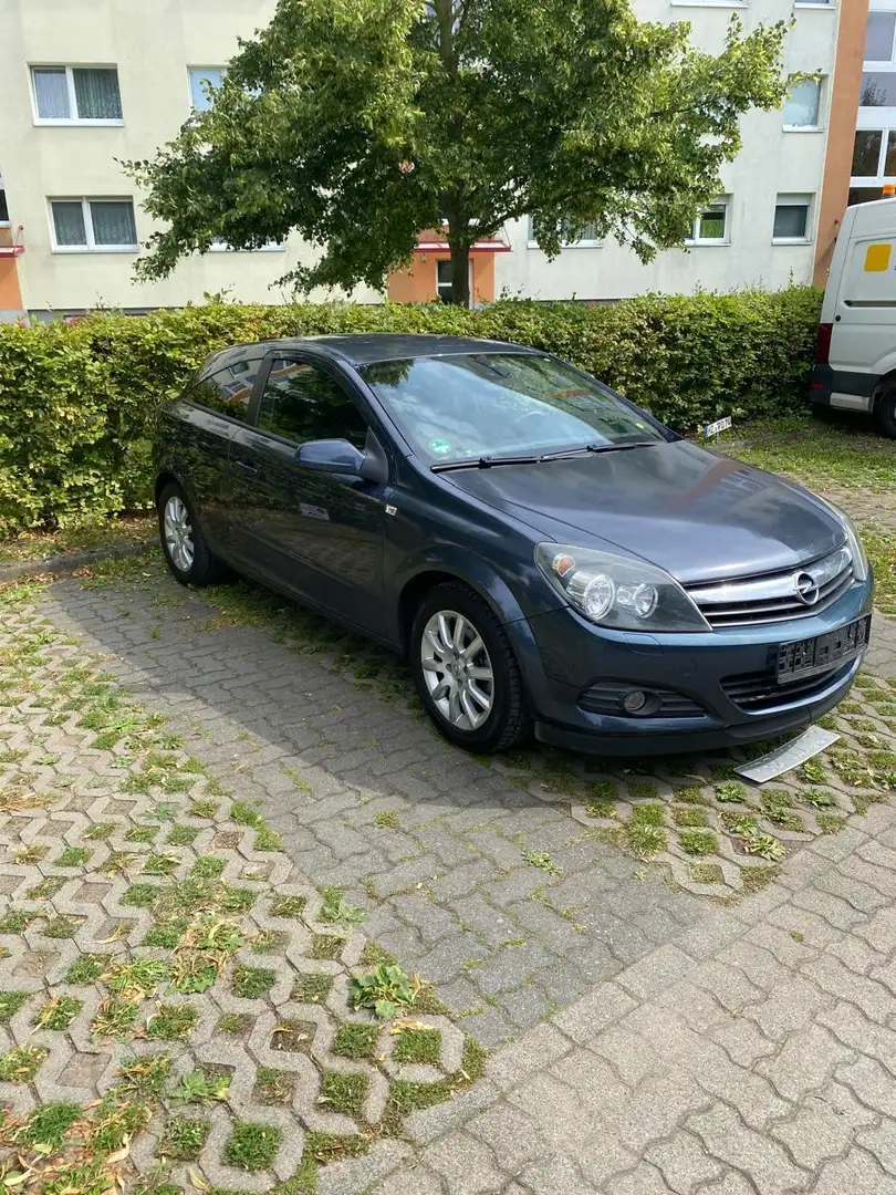 Opel Astra 1.6 16V Coupe - 1