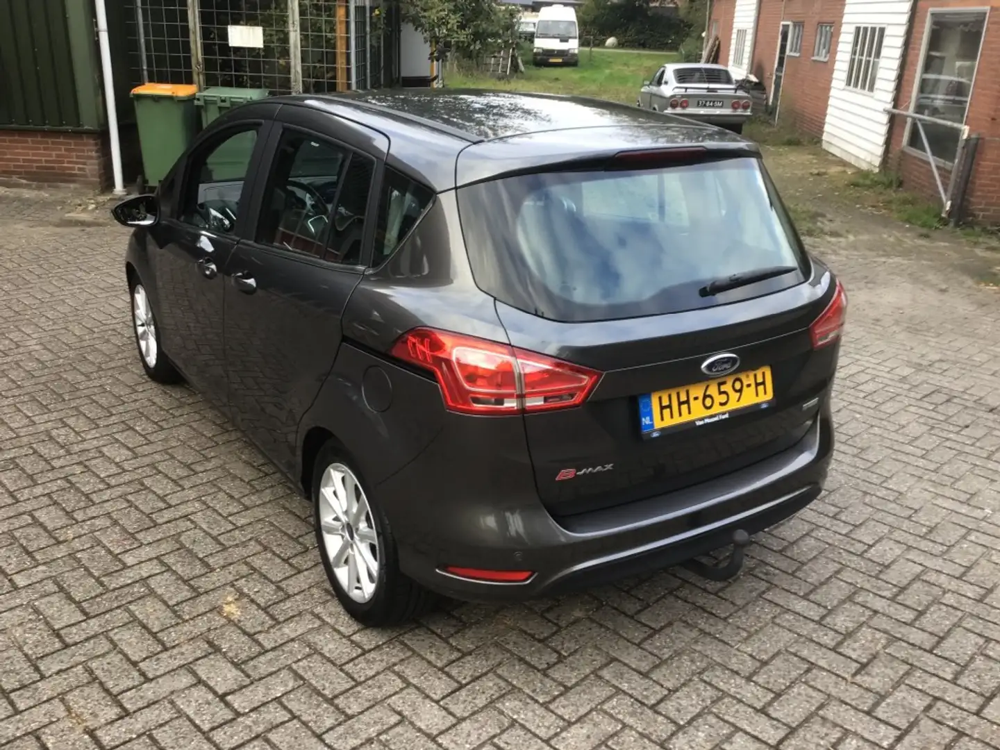 Ford B-Max 1.0 ECOBOOST TITANIUM Grijs - 2