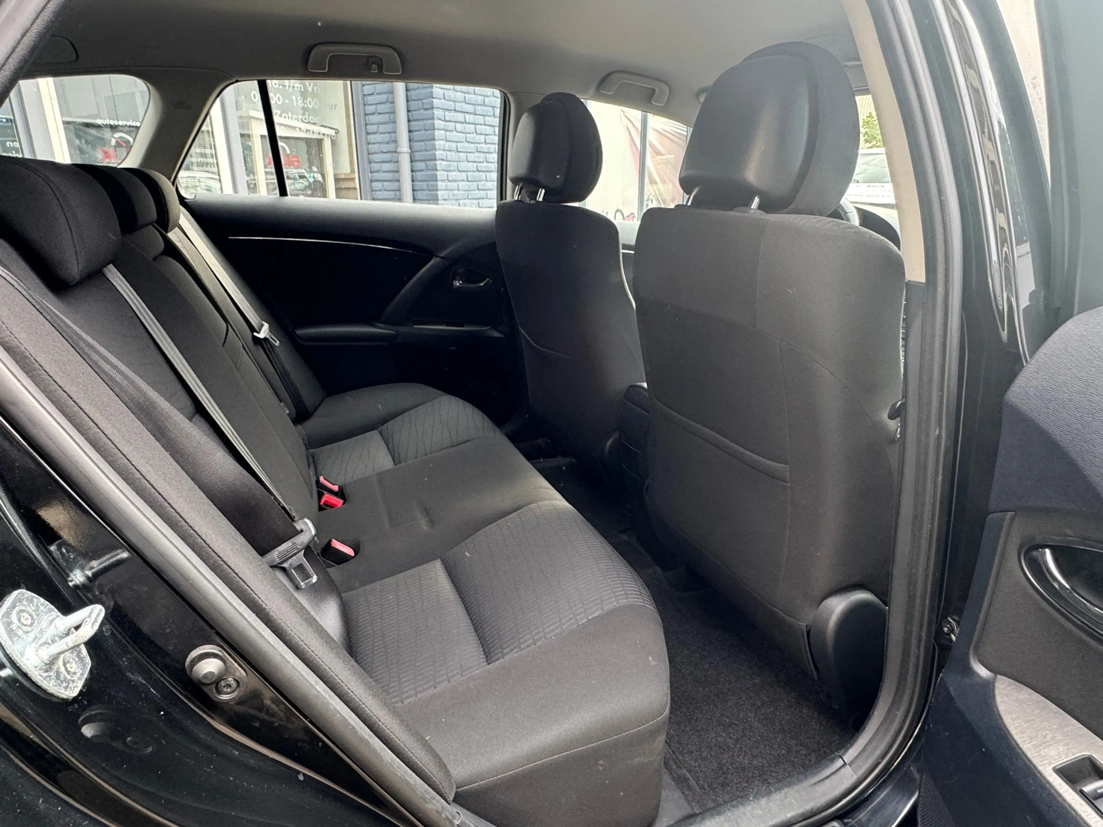 Toyota Avensis Wagon 1.8 VVTi Dynamic | Clima | Cruise | Navi — photo 12