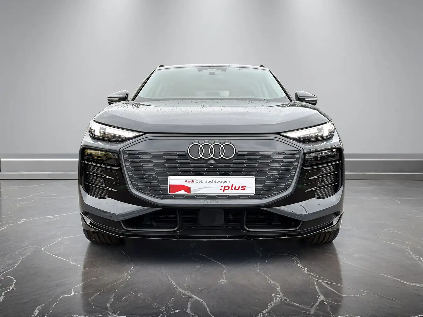 Audi Q6 Q6 e-tron 55 quattro +WÄRMEPUMPE+KAMERAS+ASSISTS Grijs - 2