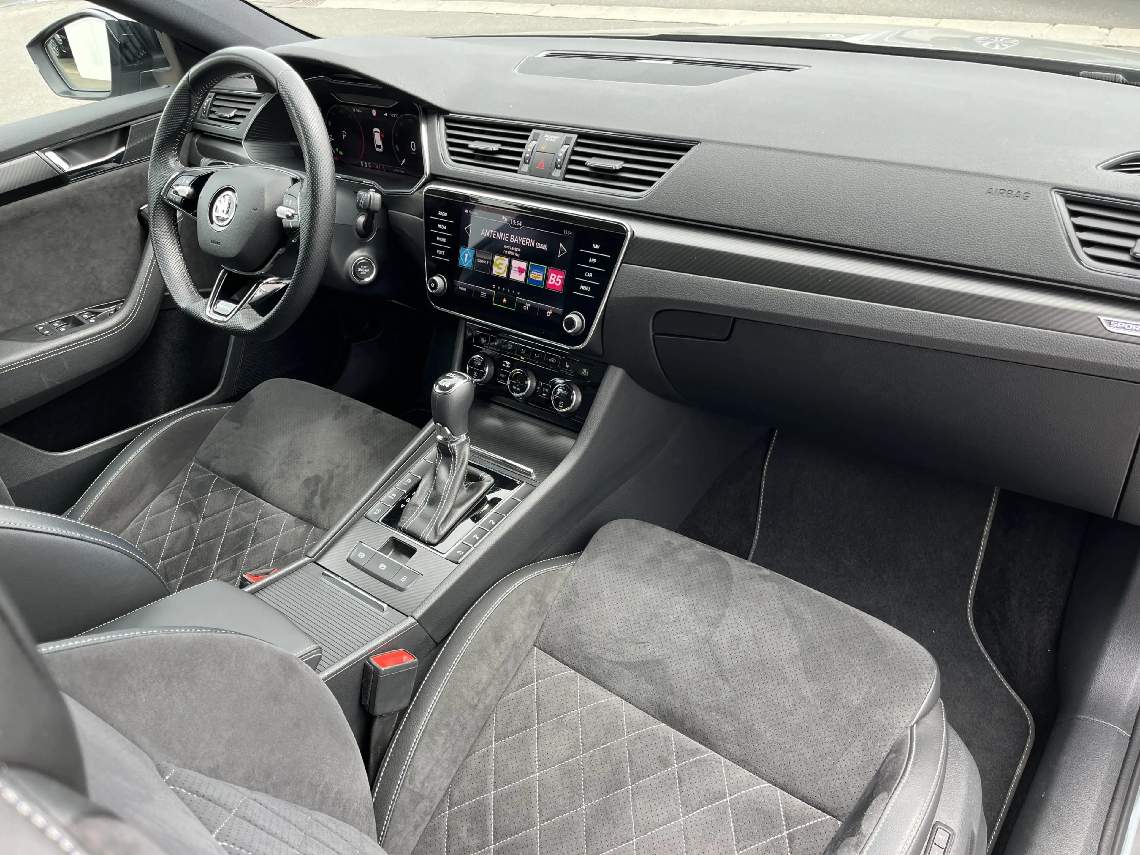 Skoda Superb Combi 2.0 TDI 4x4 DSG SPORTLINE 213€ m.20% Anz. — photo 13