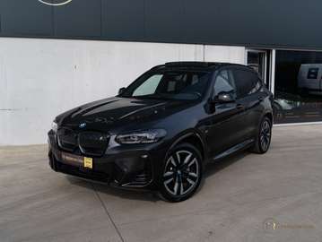 M-Pack l Pano l Camera l Heated Steer