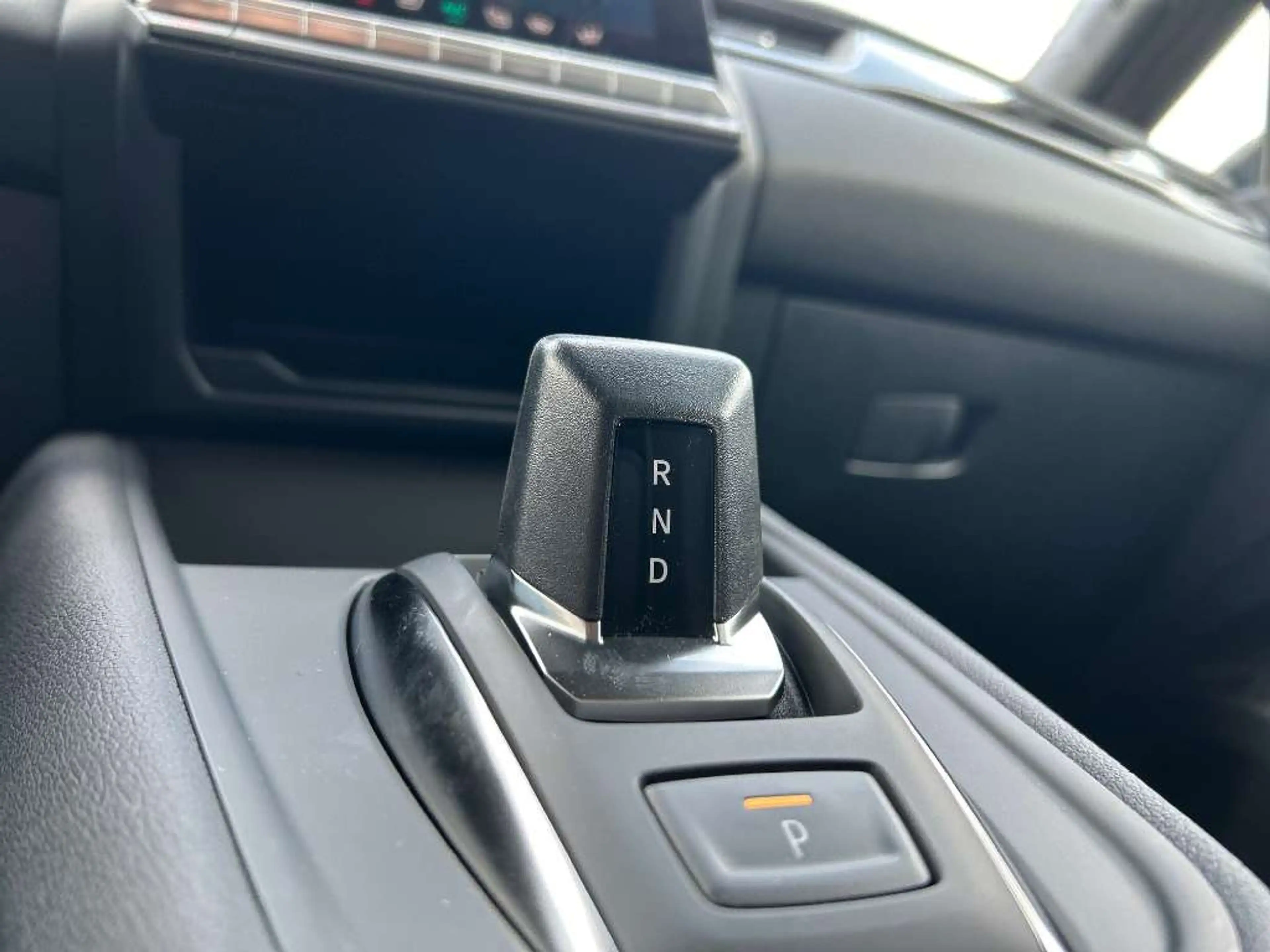 Mitsubishi Grandis Intro Edition 1.3 T Automatik LED SHZ — photo 15