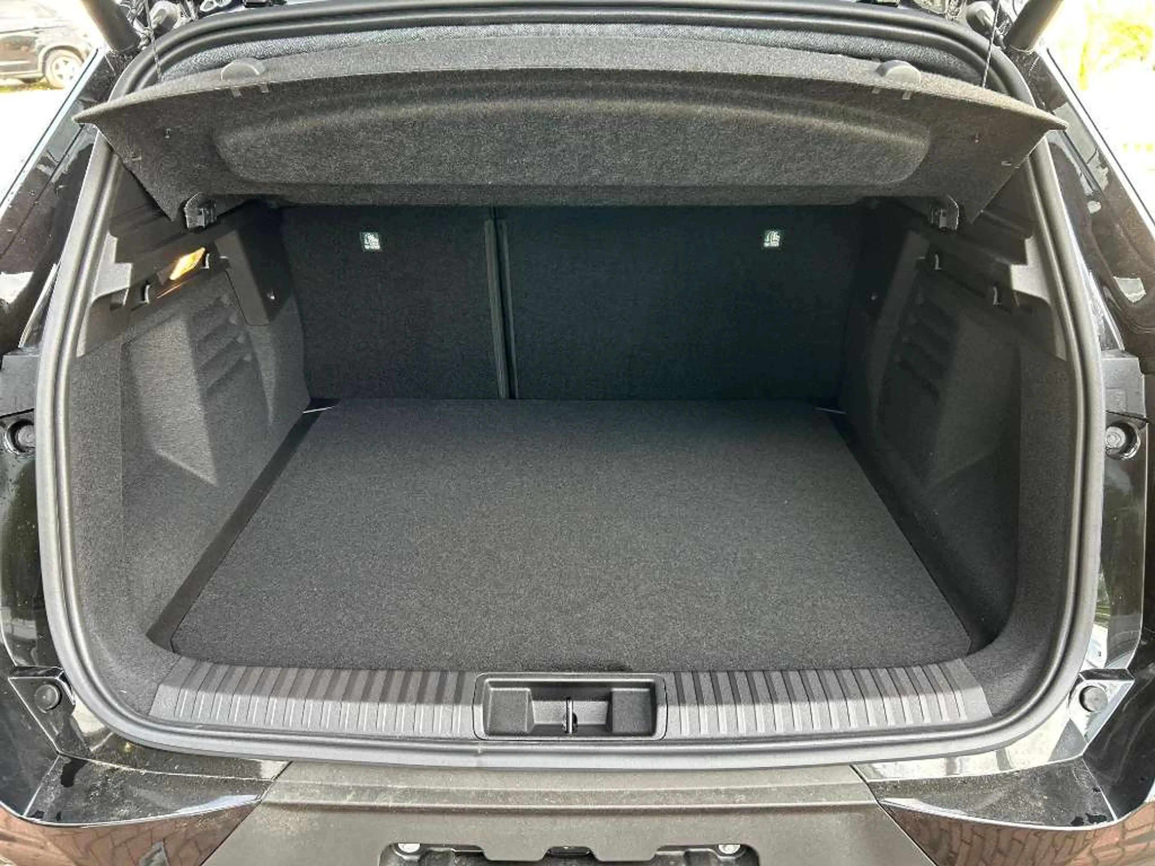 Mitsubishi Grandis Intro Edition 1.3 T Automatik LED SHZ — photo 10