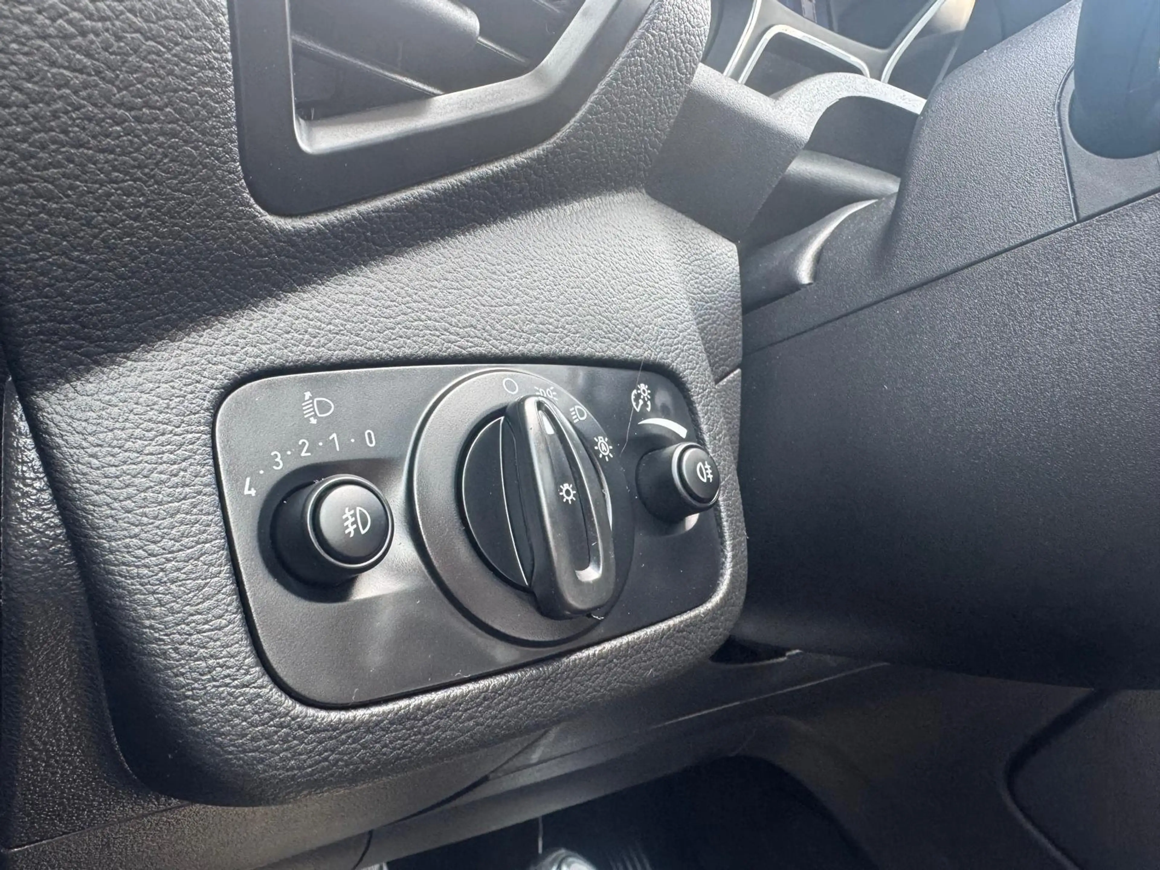 Ford C-Max 1.0 Titanium 125pk | Navigatie | Panorama Dak | El — photo 10