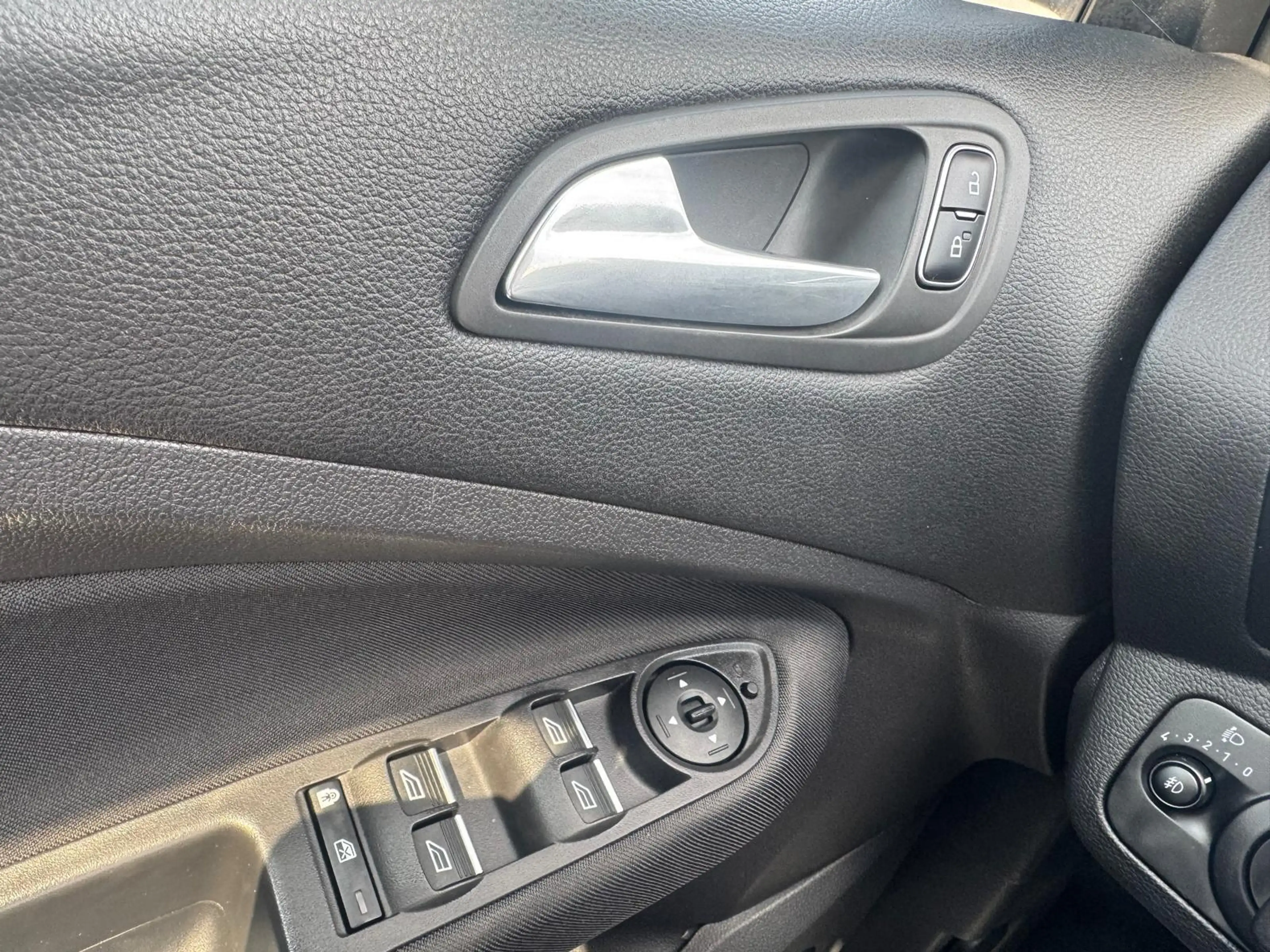 Ford C-Max 1.0 Titanium 125pk | Navigatie | Panorama Dak | El — photo 11