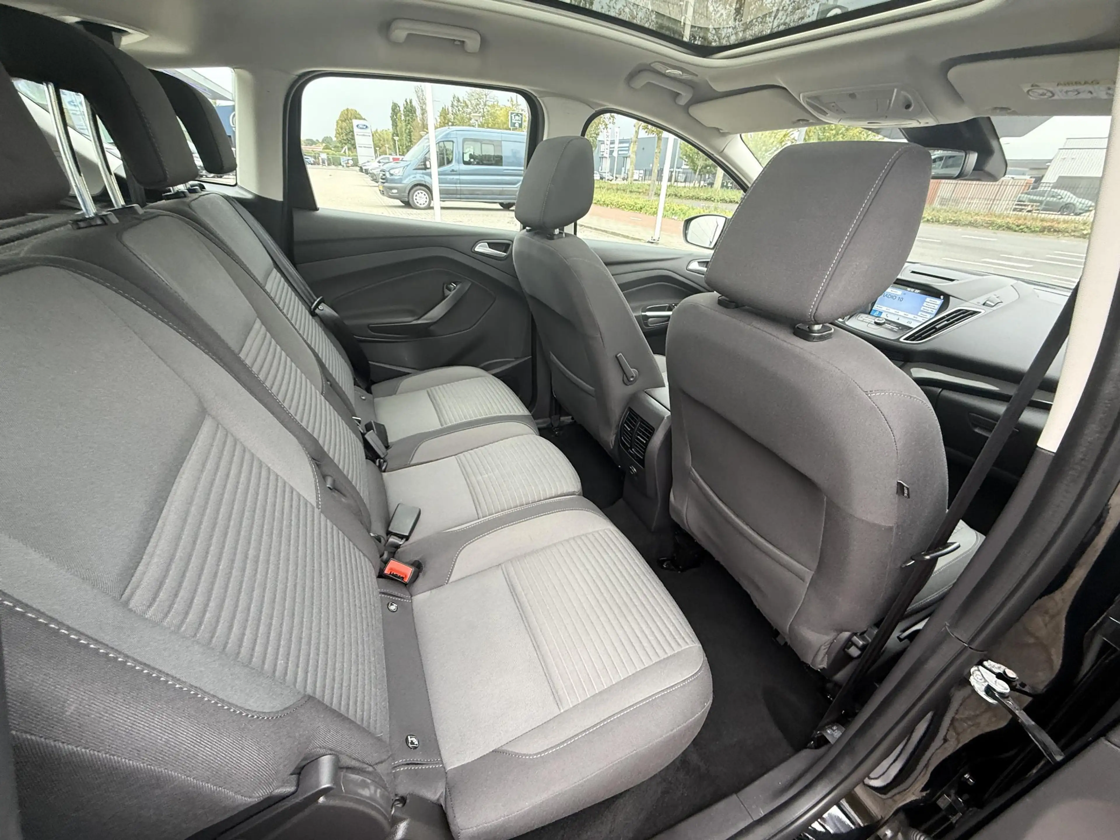Ford C-Max 1.0 Titanium 125pk | Navigatie | Panorama Dak | El — photo 15